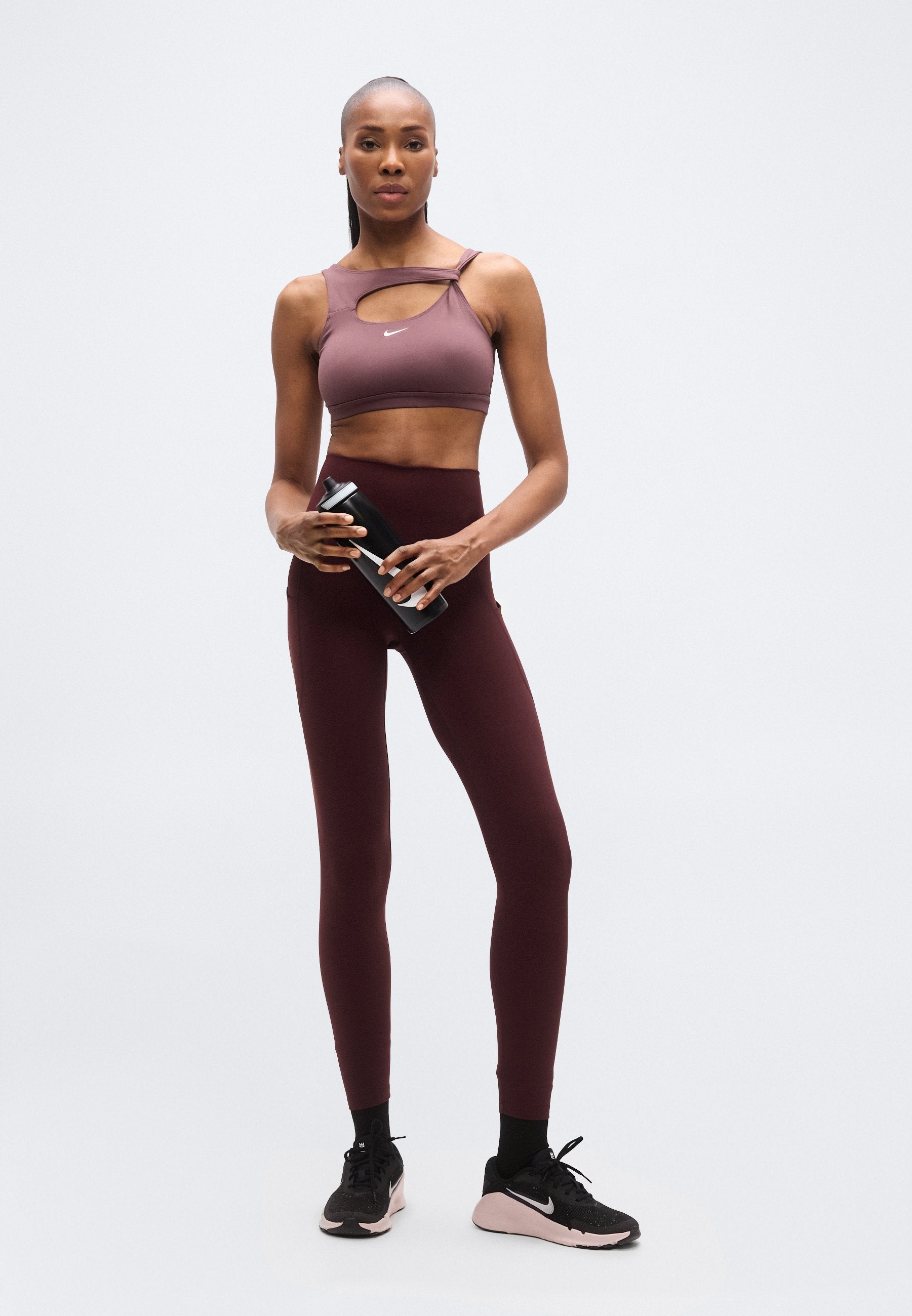 BRA CAPSULE - Light support sports bra - tattoo/white