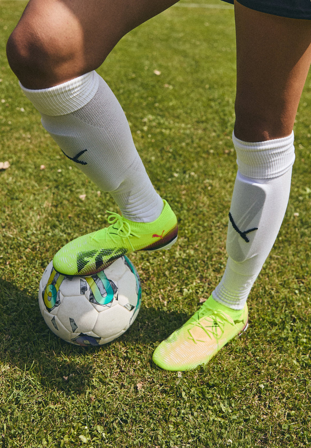 FUTURE 8 MATCH - Firm-ground football boots - yellow alert/aged silver/sun struck