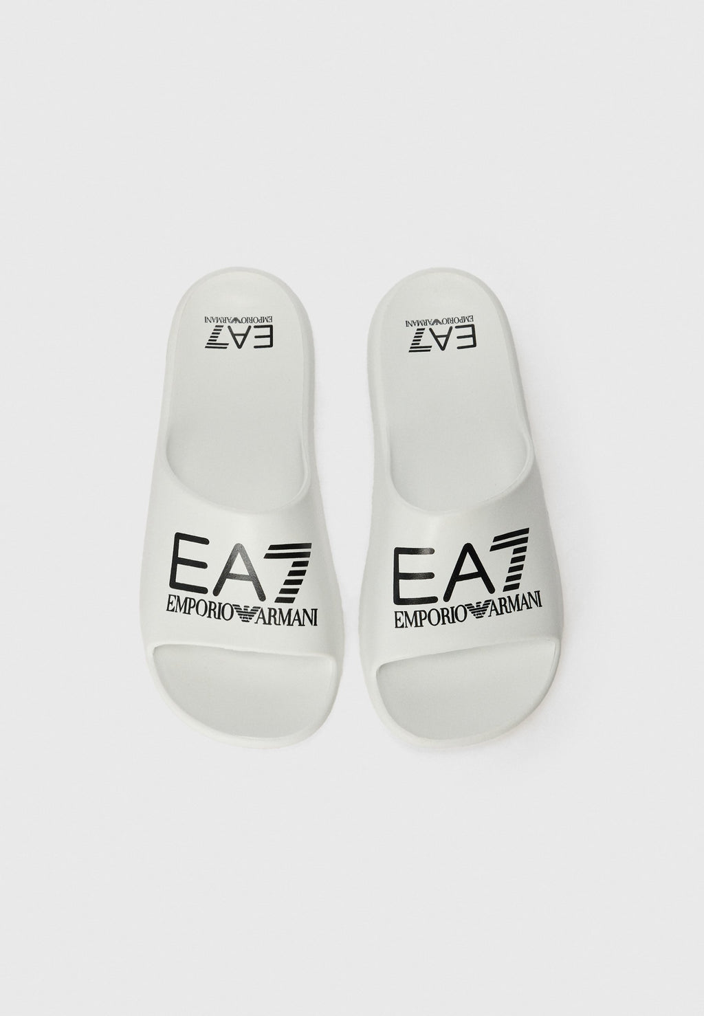 CRUSHER DISTANCE - Slippers - white/black