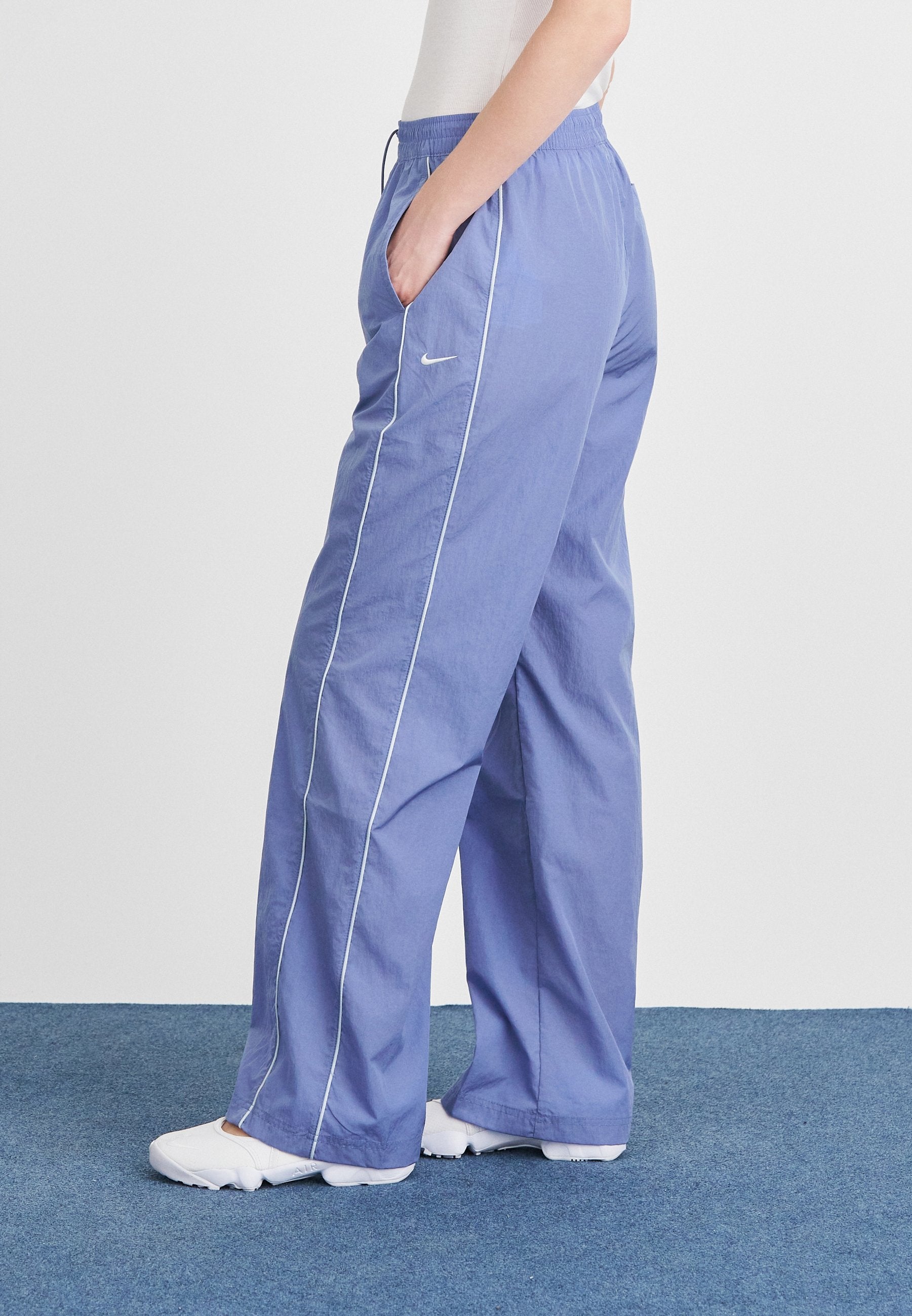 PANTALON - Bas de survêtement - couleur indigo/platine pur/voile