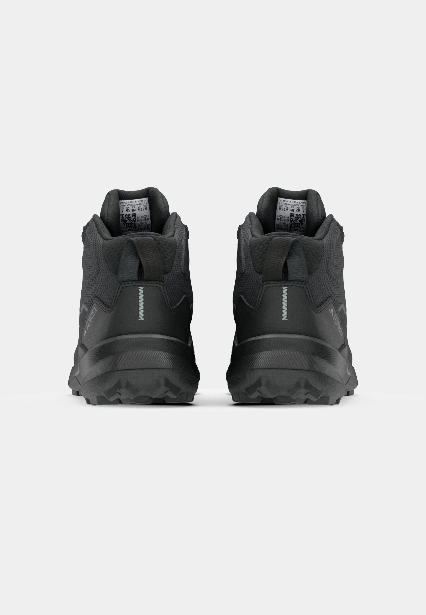 TERREX SKYCHASER AX5 MID GORE-TEX HIKING - Hiking shoes - carbon/core black/semi flash aqua