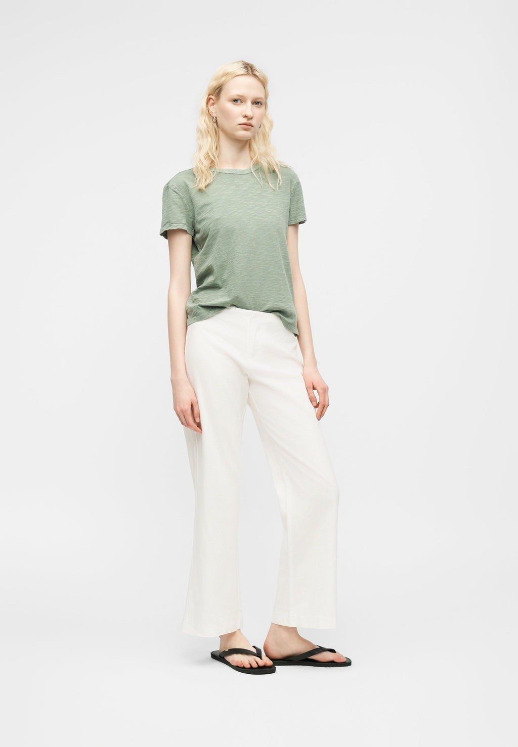 TEE - Basic T-shirt - sage