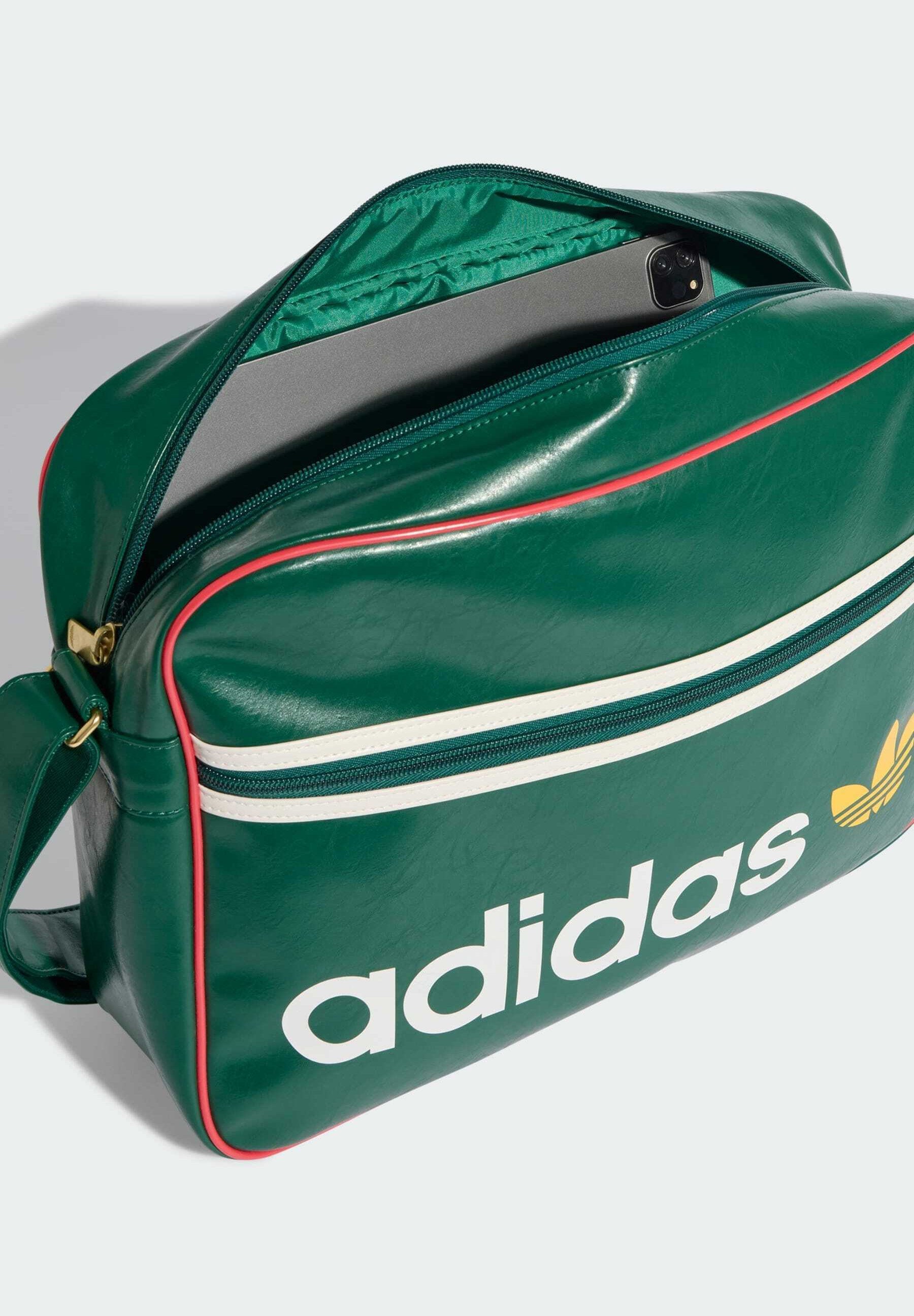AIRLINER OG UNISEX - Cross body bag - collegiate green