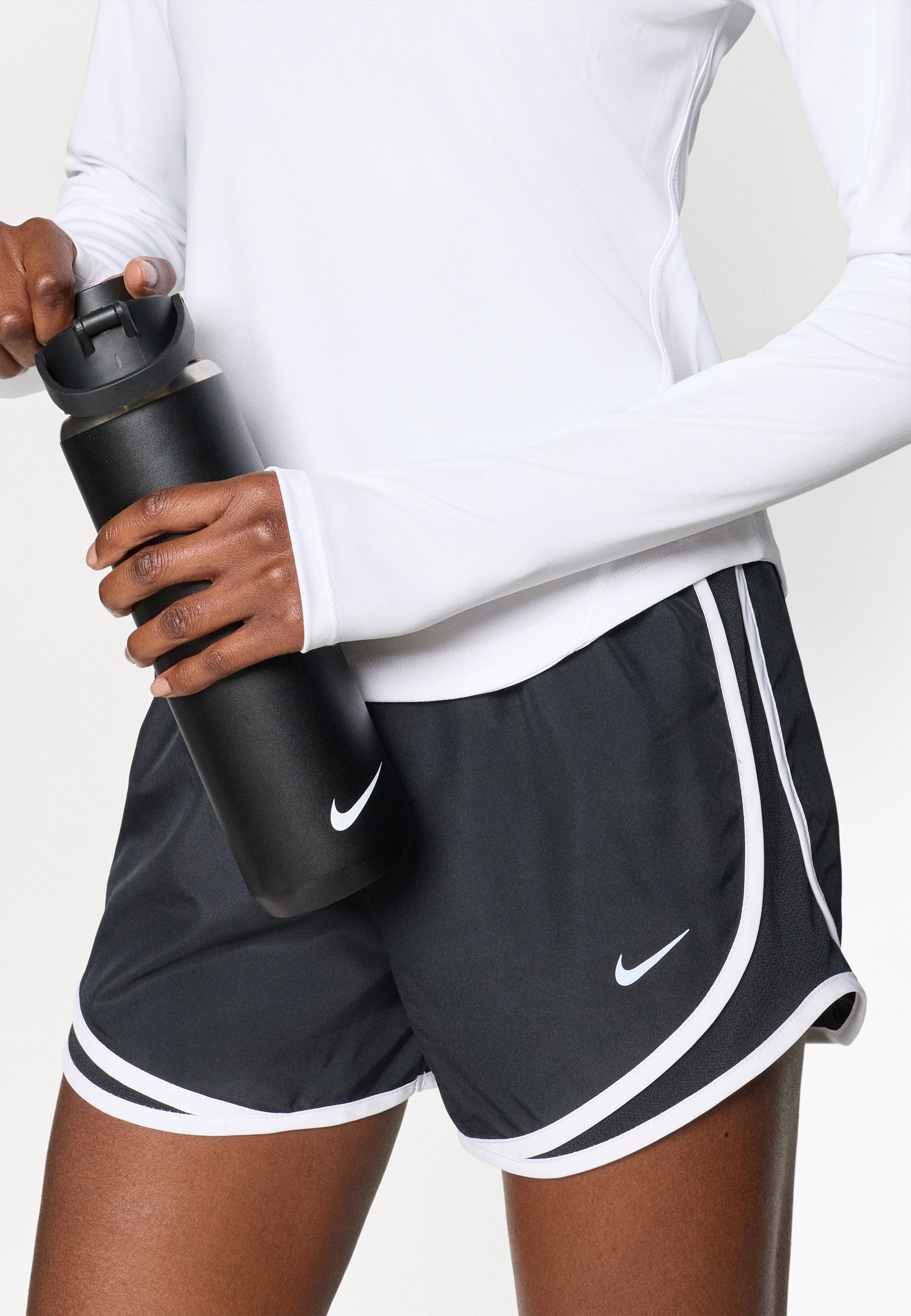 TEMPO SHORT - Sports shorts - black/white/reflective silver-coloured