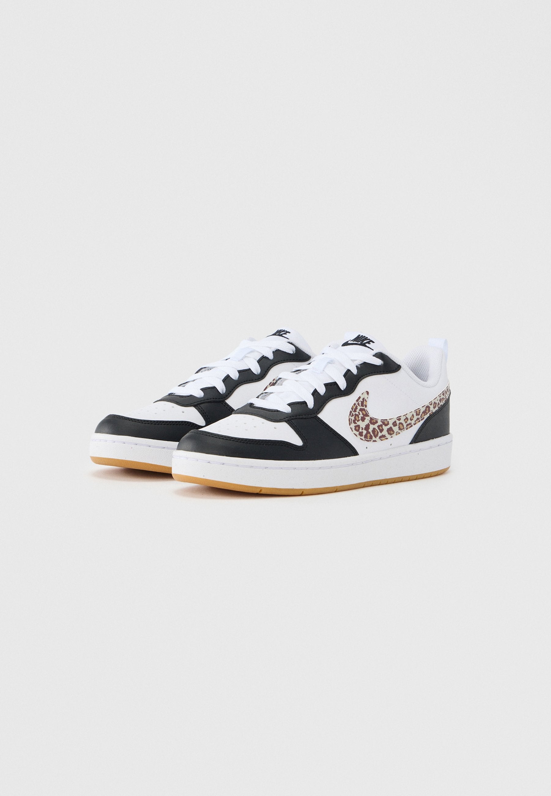 COURT BOROUGH LOW - Trainers - black/white/gum/med brown