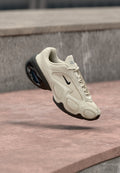 AIR MAX MUSE SE - Baskets basses - light orewood brown/argenté-métallisé/noir