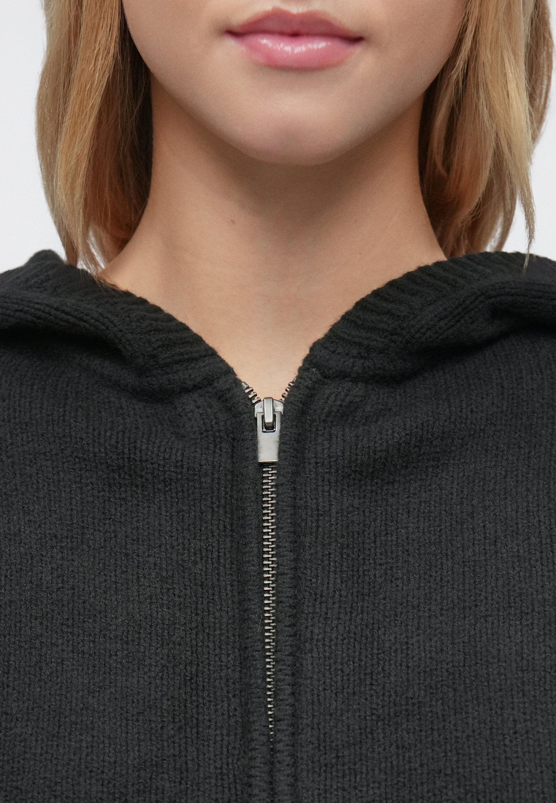 CASHSOFT ZIPPER HOODIE - Zip-up sweatshirt - black