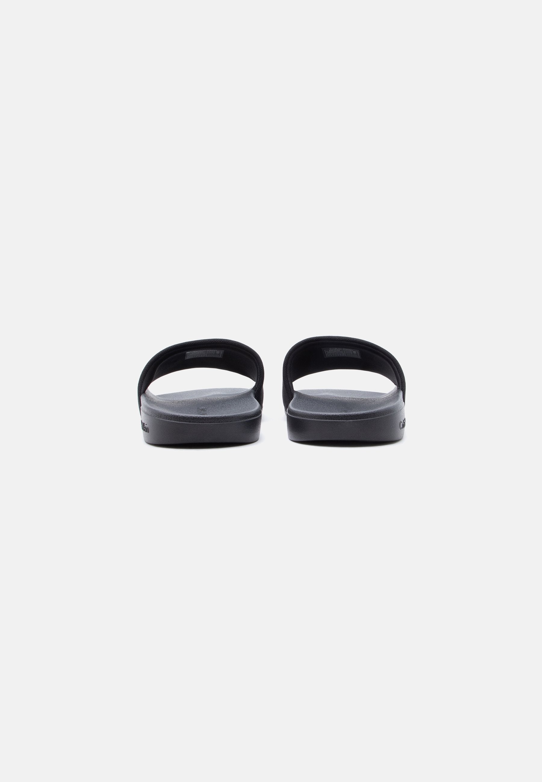 Mules - triple black