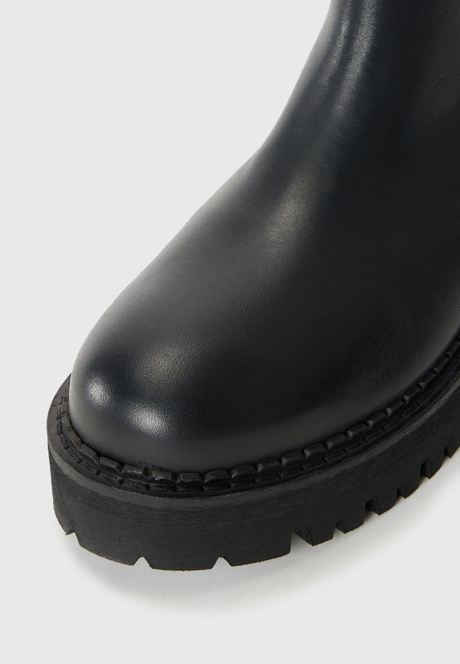 URBAN CHELSEA - Platform ankle boots - black