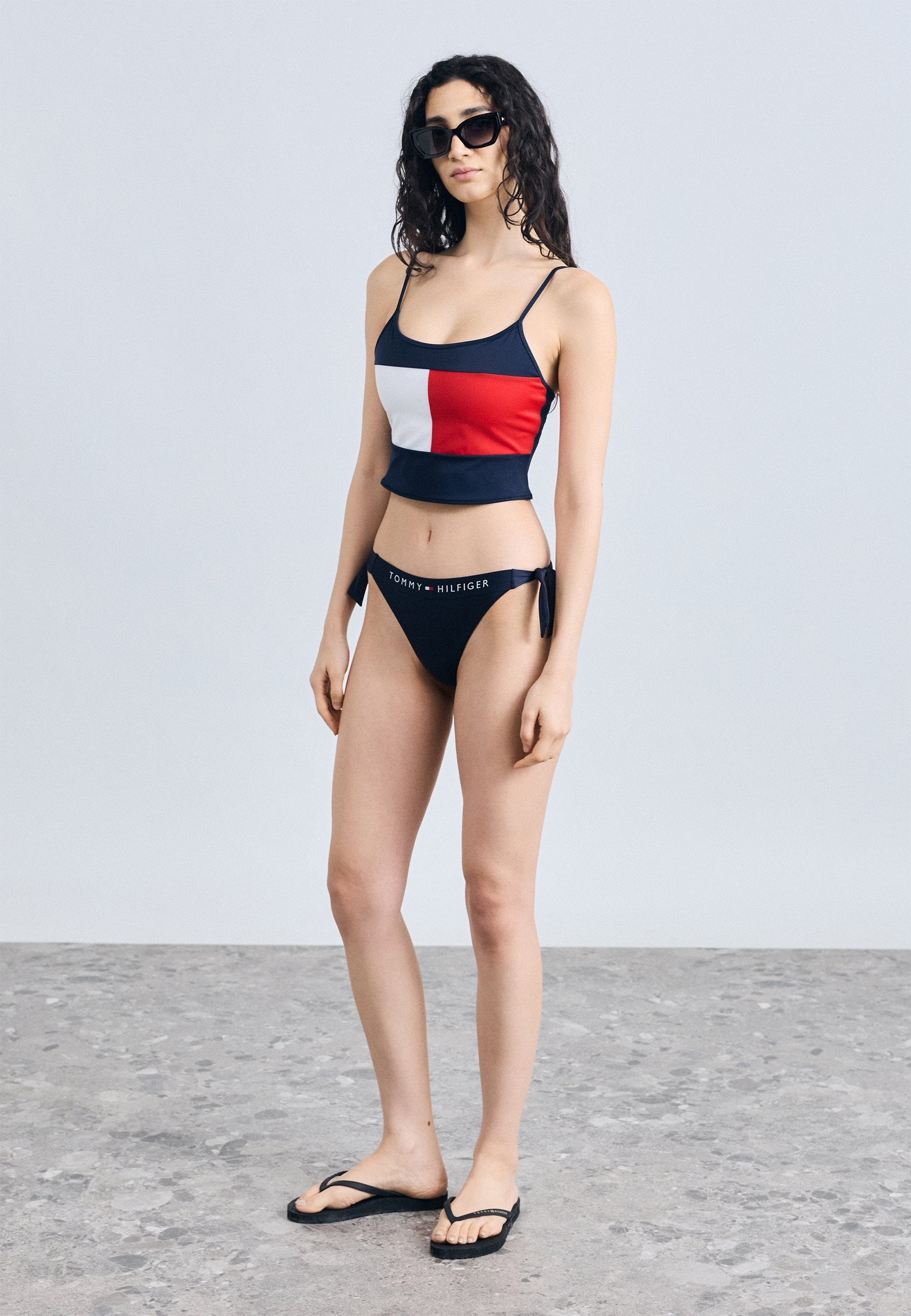 HAUT DE TANKINI COLOUR BLOCK SIGNATURE - Haut de bikini - bleu marine nuit profonde