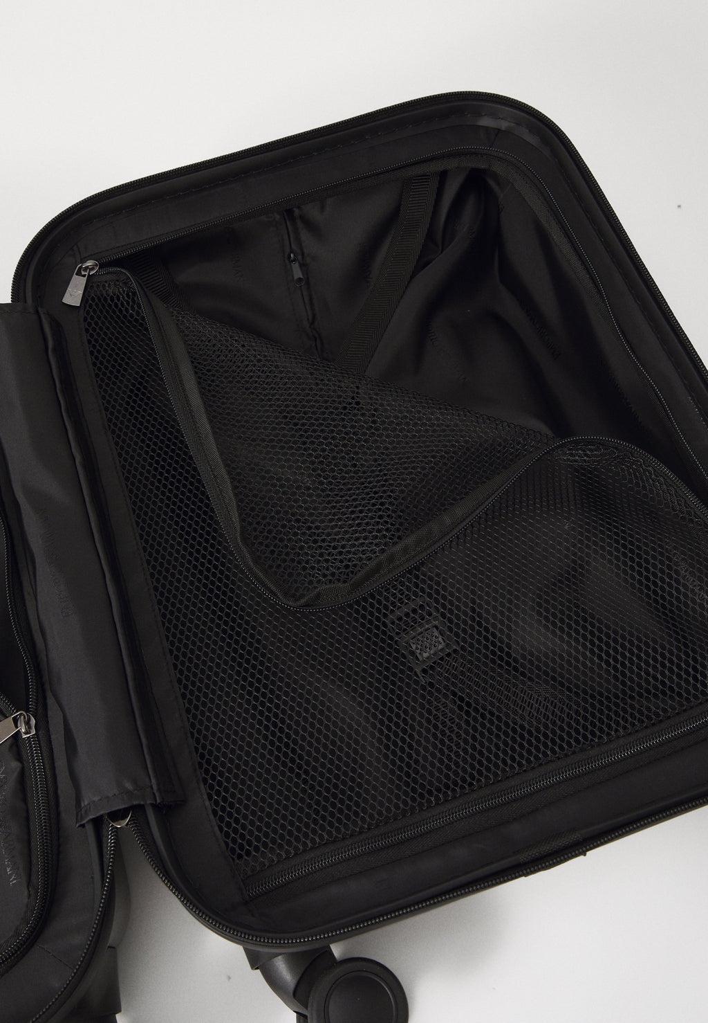 Wheeled suitcase - gunmetal