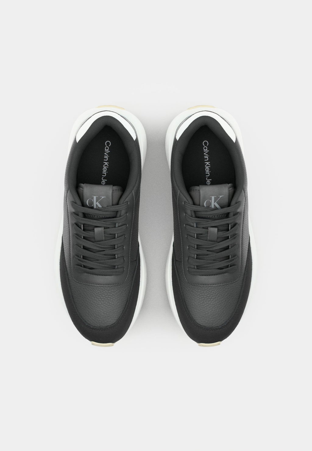 ATHLEISURE RUNNER - Trainers - black/bright white