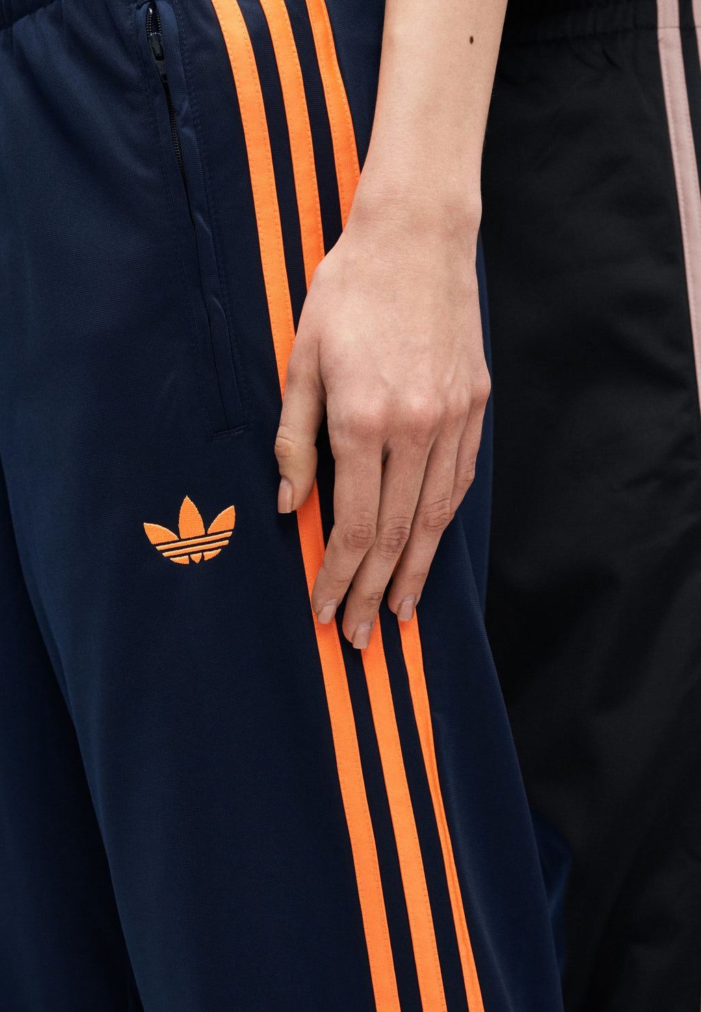 FIREBIRD TP - Tracksuit bottoms - night indigo/lucid orange