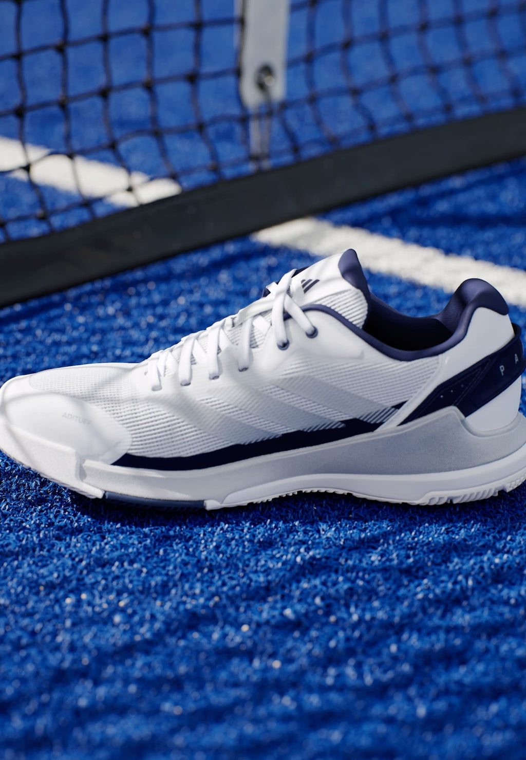 CRAZYQUICK LIGHTSTRIKE PADEL - Padel shoes - cloud white   silver metallic   dark blue