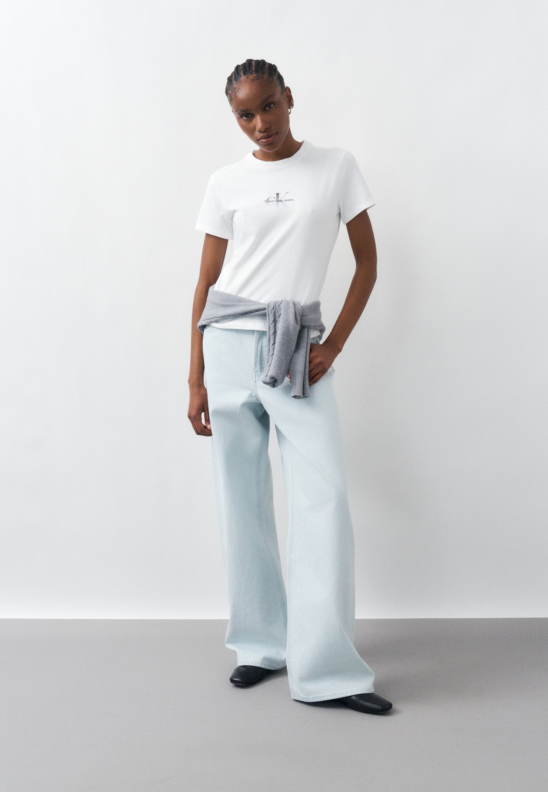 GRADIENT MONOLOGO SLIM TEE - Basic T-shirt - bright white