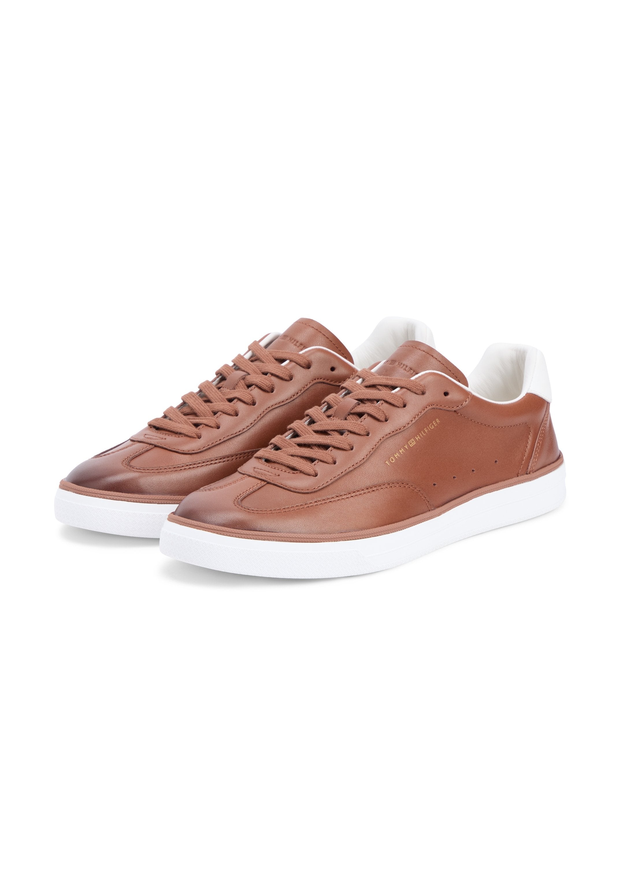 LUXE METALLIC LOGO LEATHER TRAINERS - Trainers - winter cognac