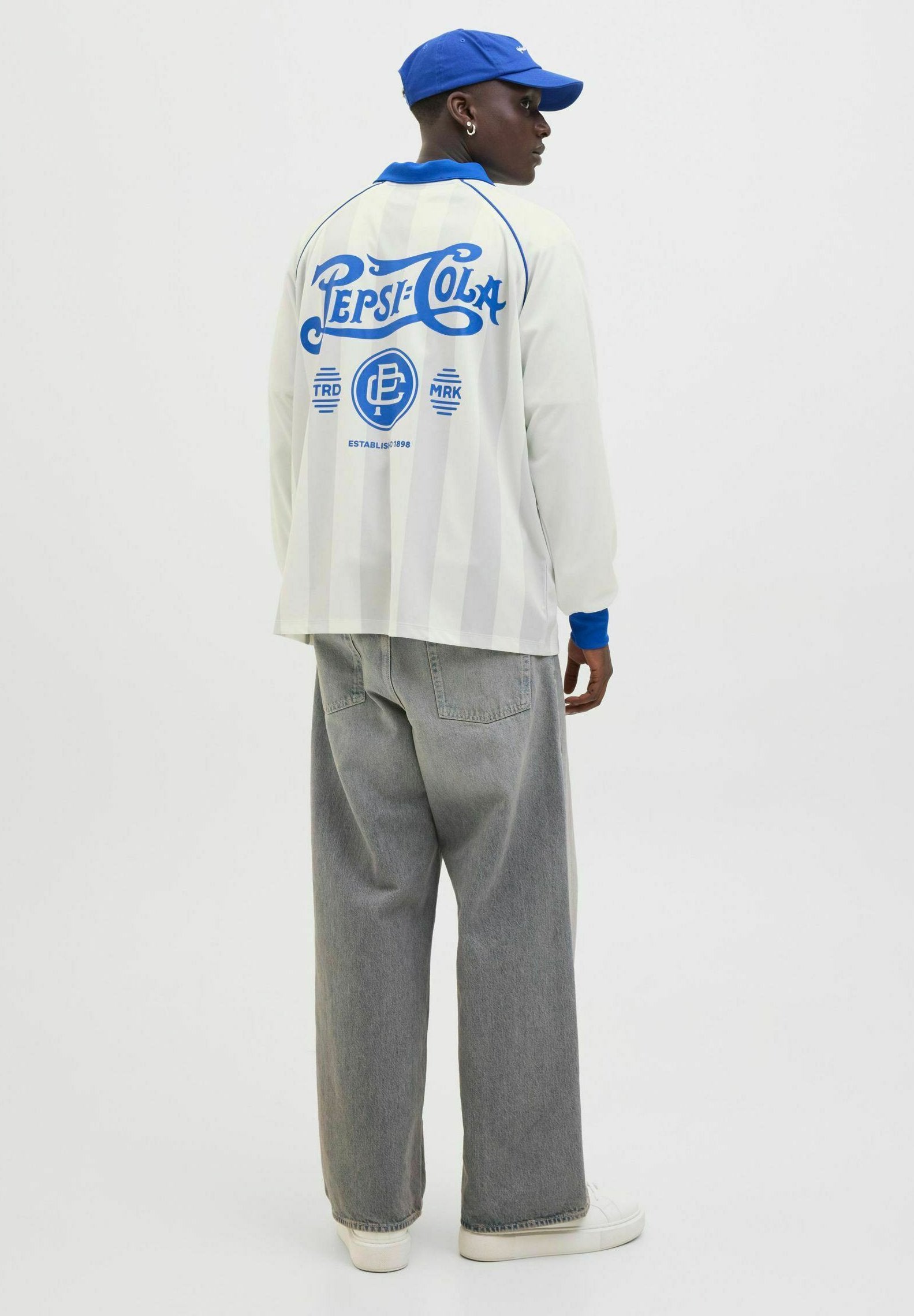 FLY AWAY - Polo shirt - cloud dancer