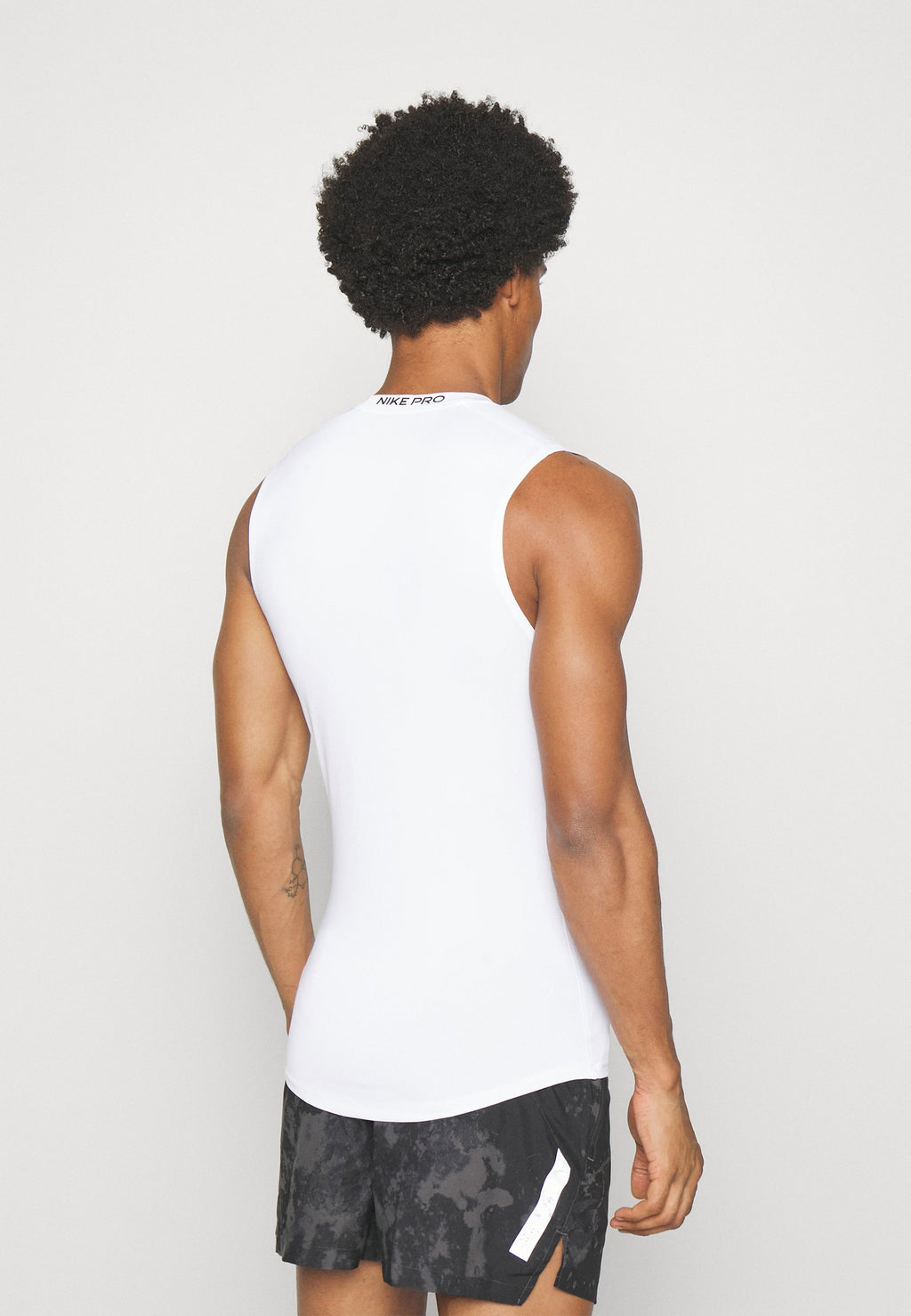 TIGHT - Top - white/black)