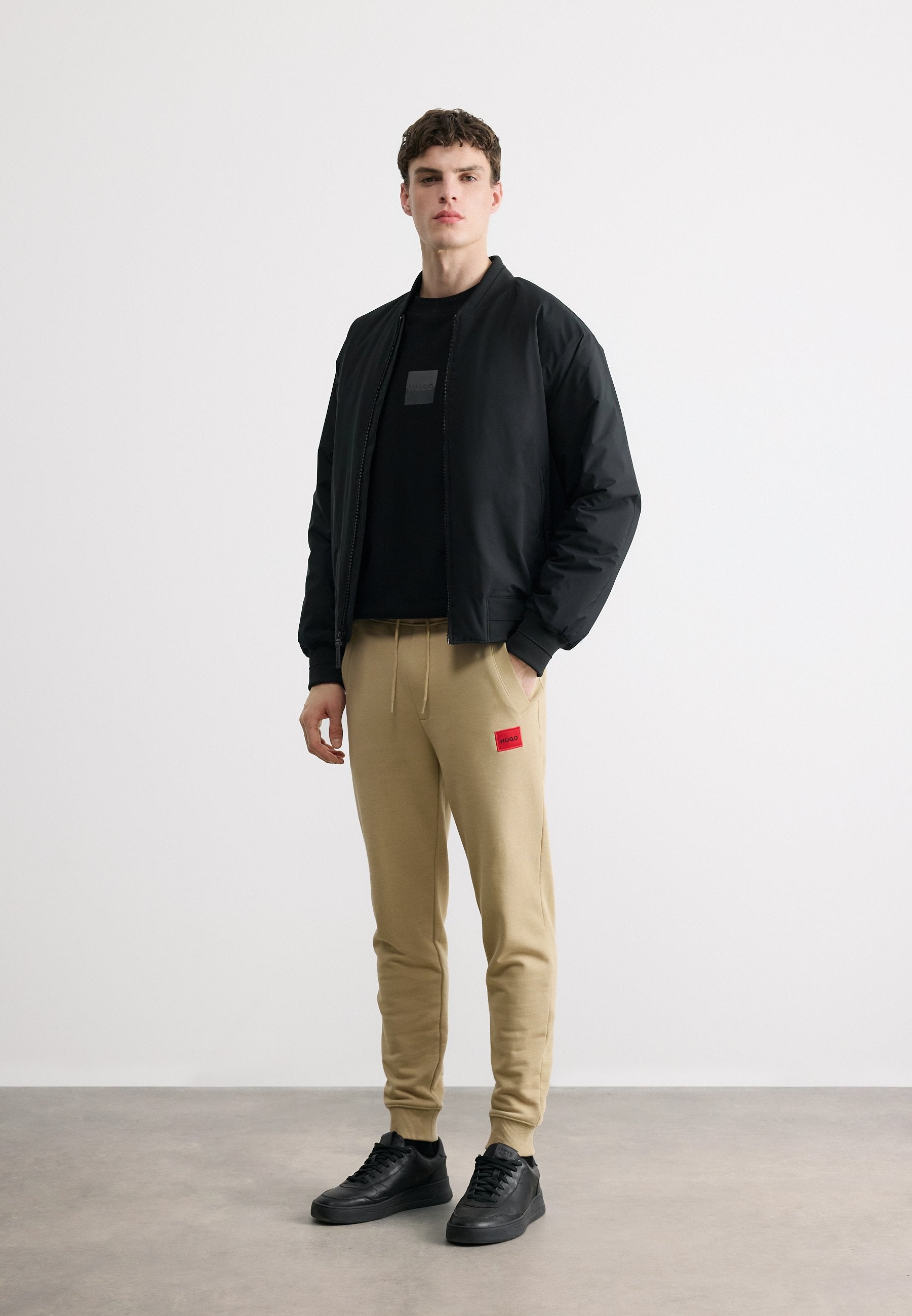 DOAK - Tracksuit bottoms - medium beige
