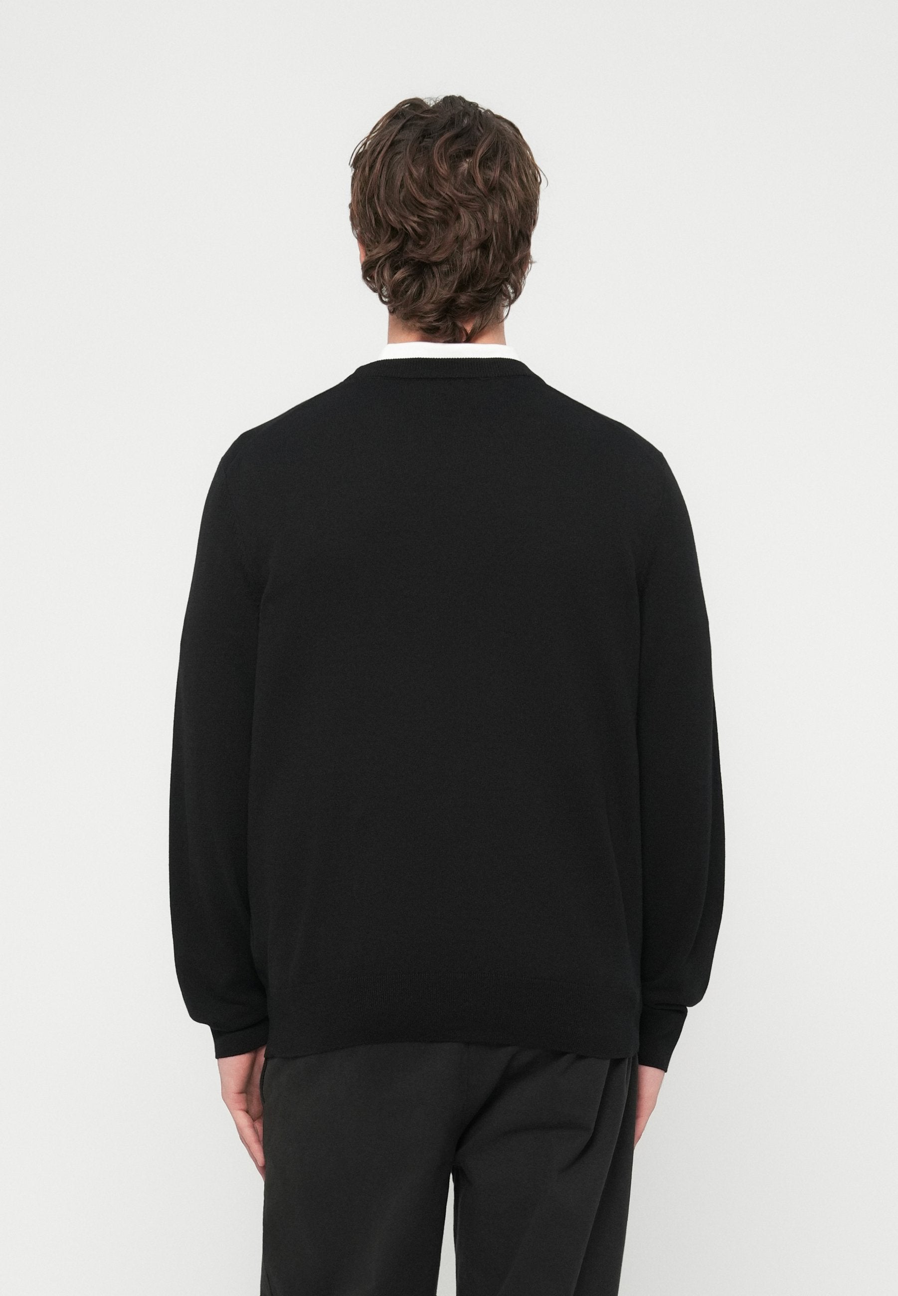 UPACAS-L - Jumper - black