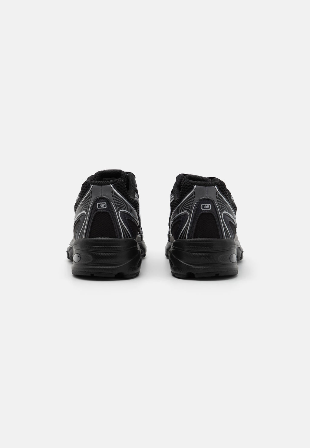 U740 UNISEX - Trainers - black