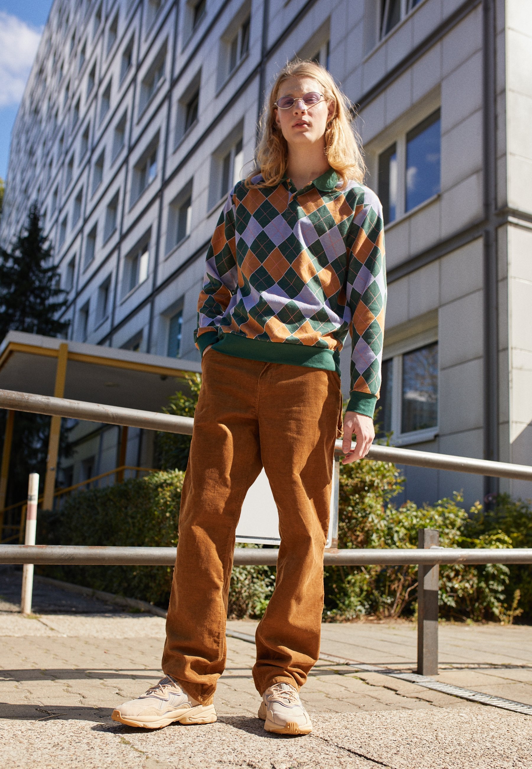 OZWEEGO UNISEX - Trainers - stpanu/lbrown/solred