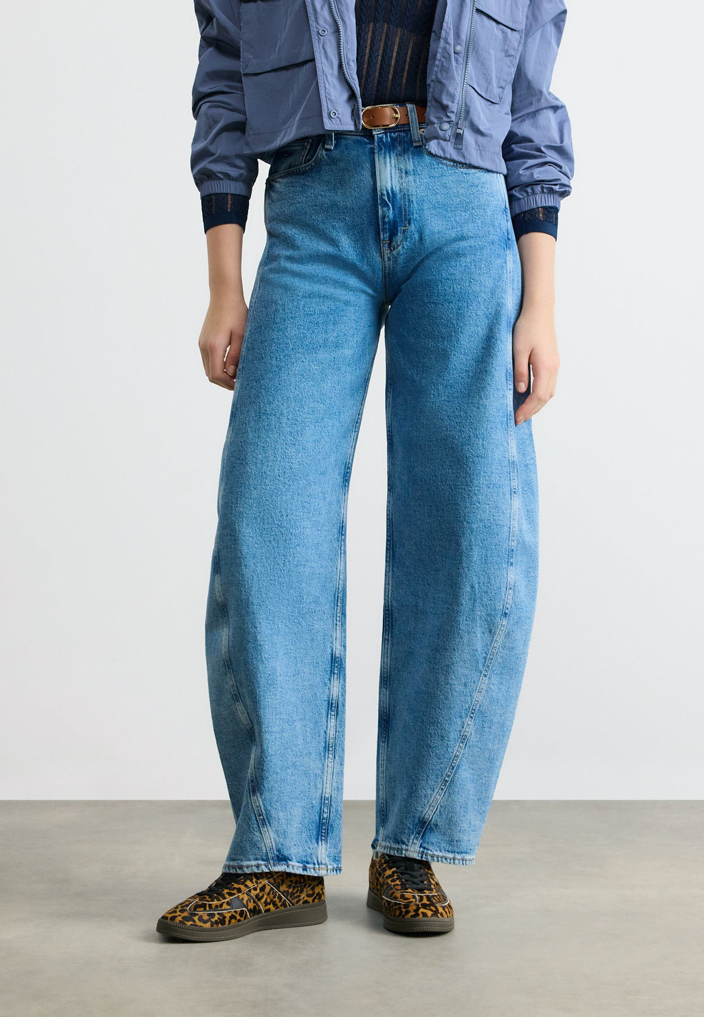 MID RISE TWIST SEAM BARREL LEG JEANS - Loose Jeans - denim medium