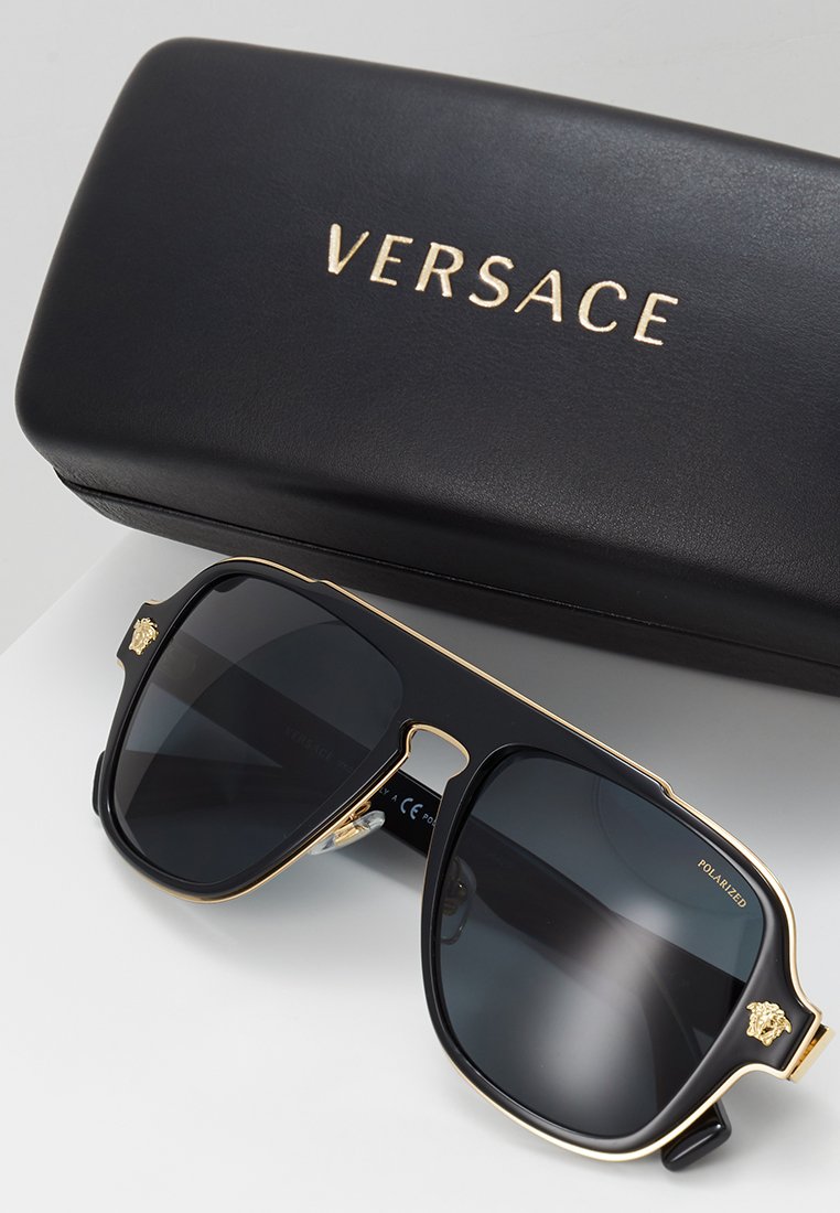 Sunglasses - black