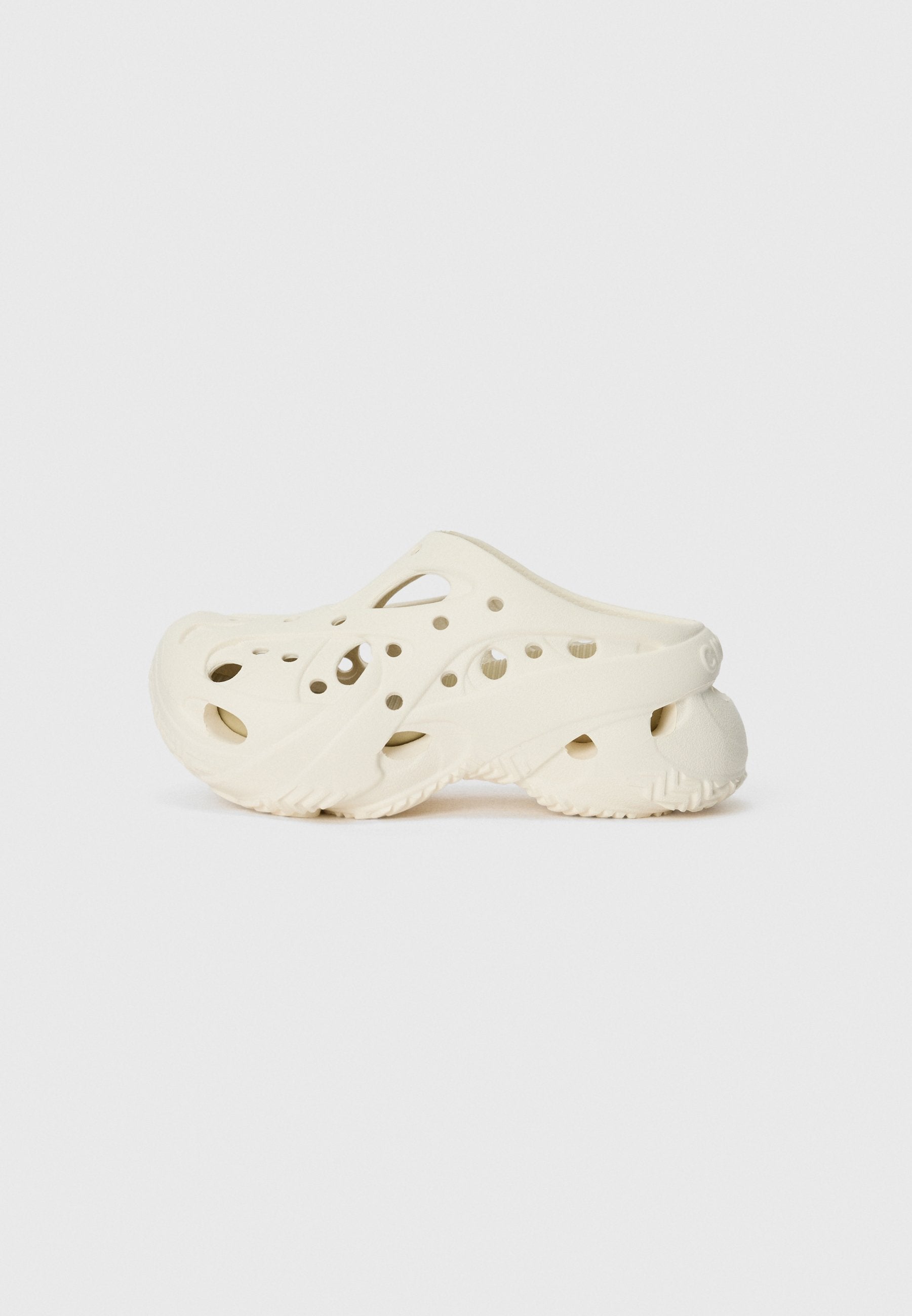 CAGED - Heeled mules - chalk