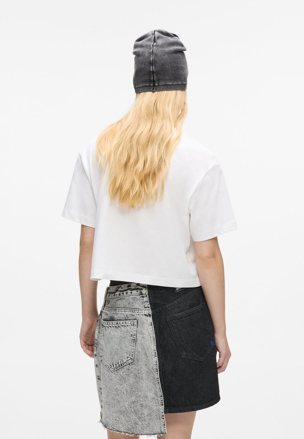 CROPPED GRAFFITI - Print T-shirt - white
