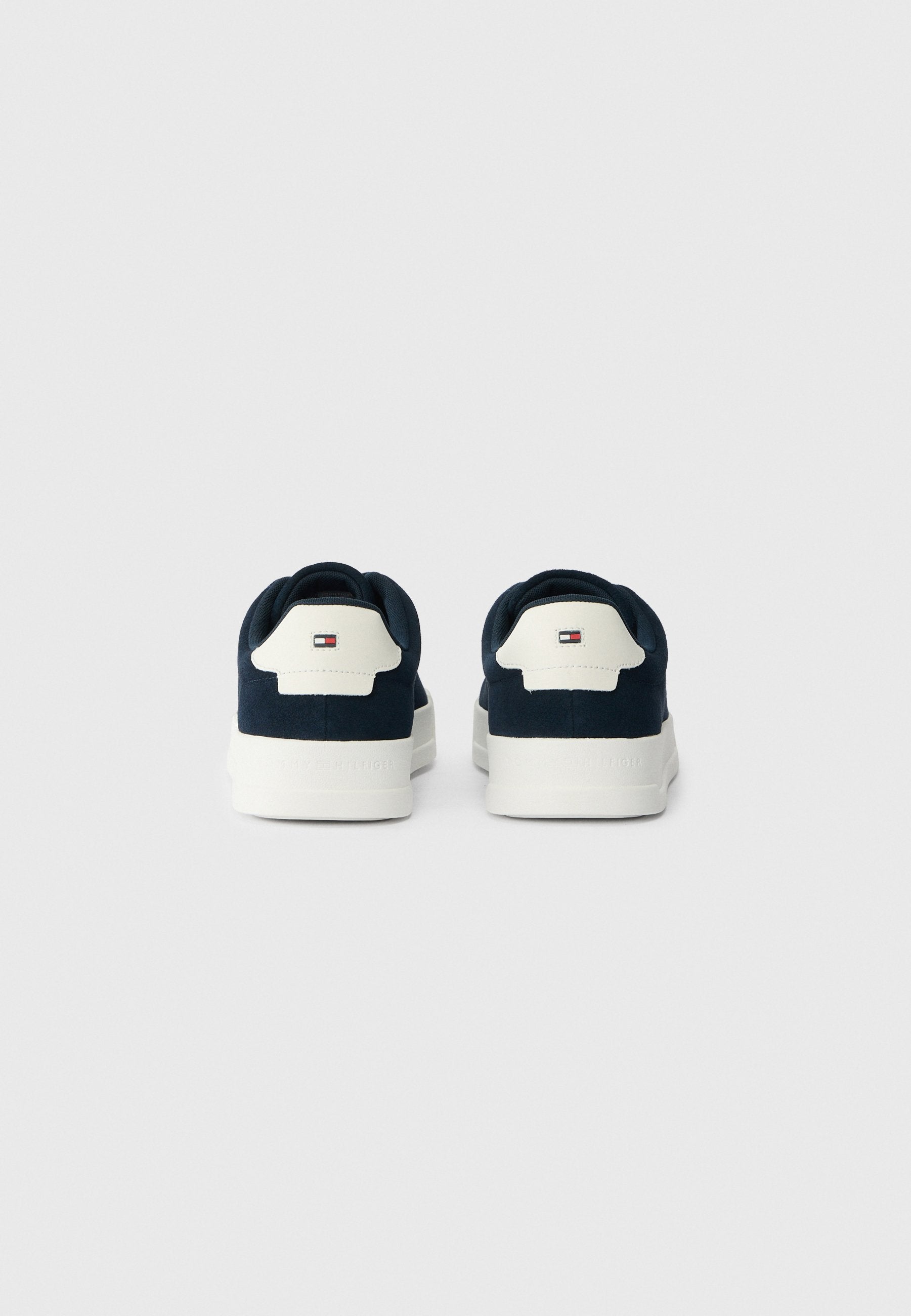 DEBOSSED LOGO SUEDE COURT TRAINERS - Trainers - desert sky