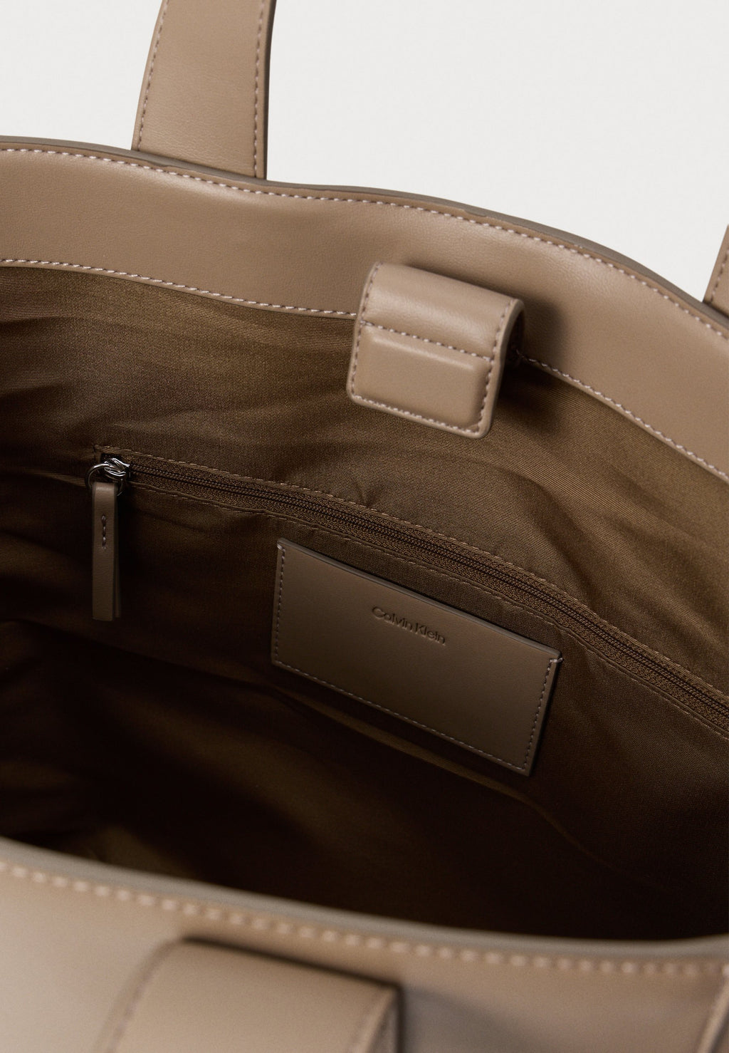 SIGNATURE LOGO STRAP - Handbag - desert taupe