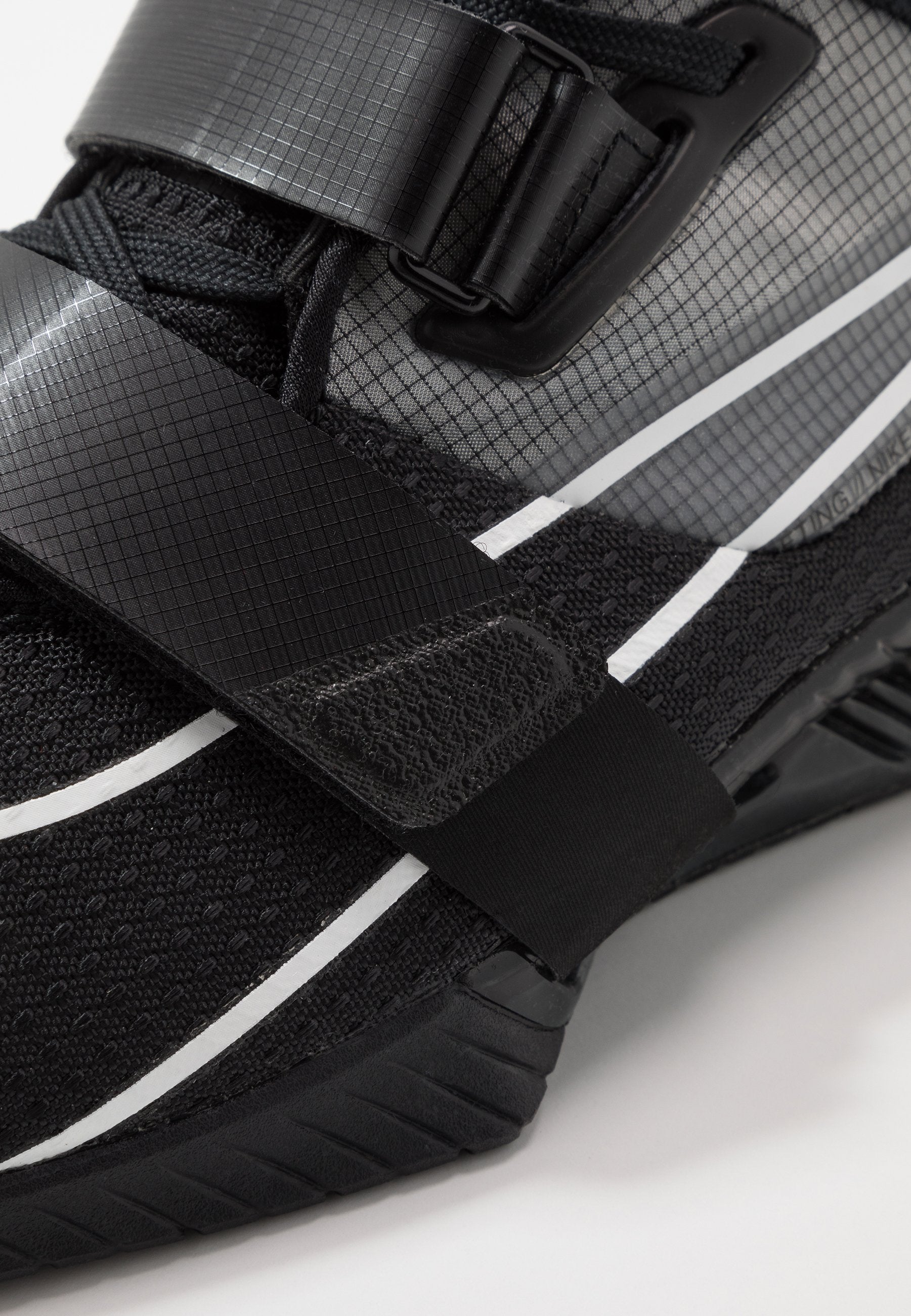 ROMALEOS 4 - Training shoe - black/white