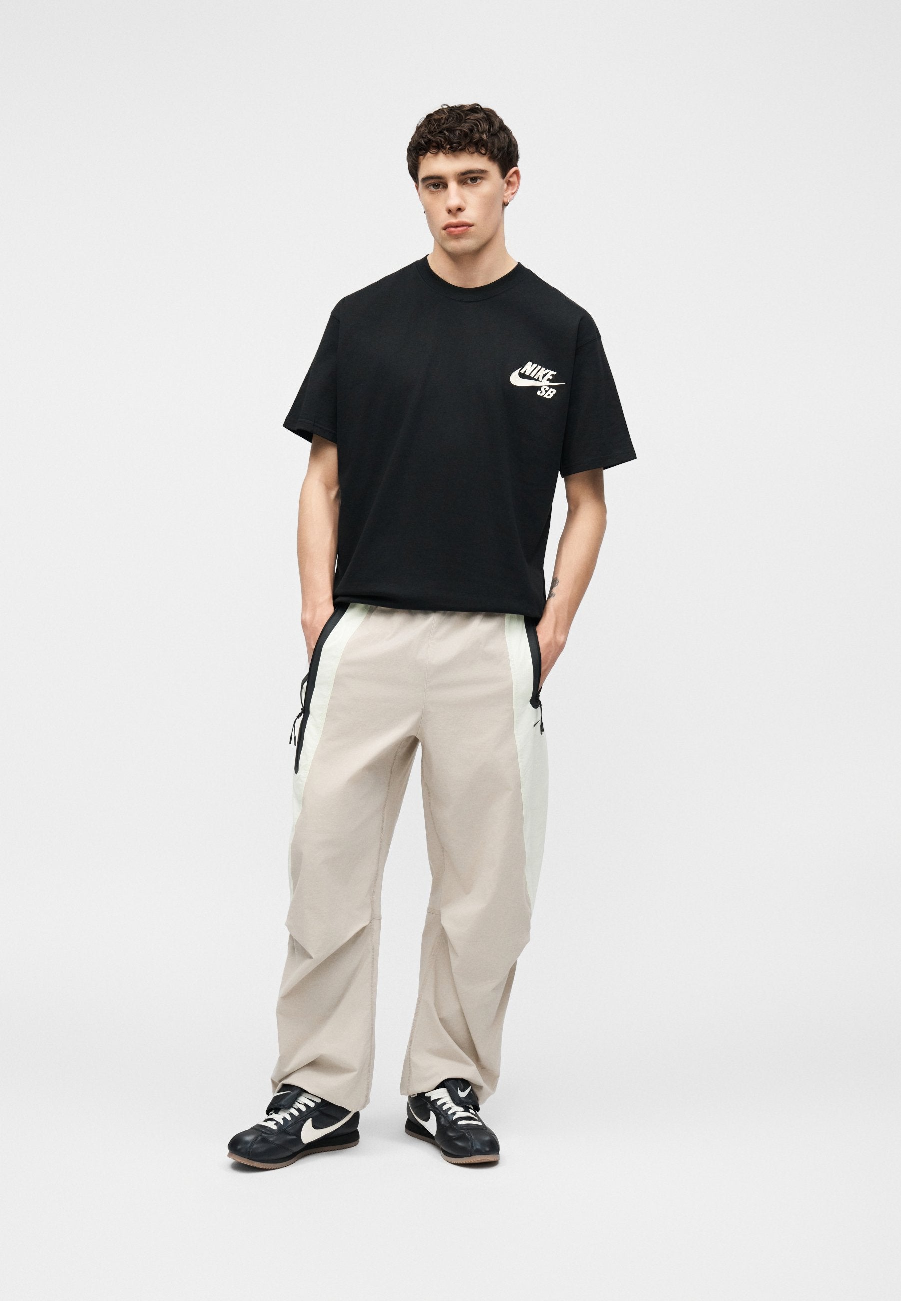 TEE LOGO UNISEXE - T-shirt basique - noir/lait de coco