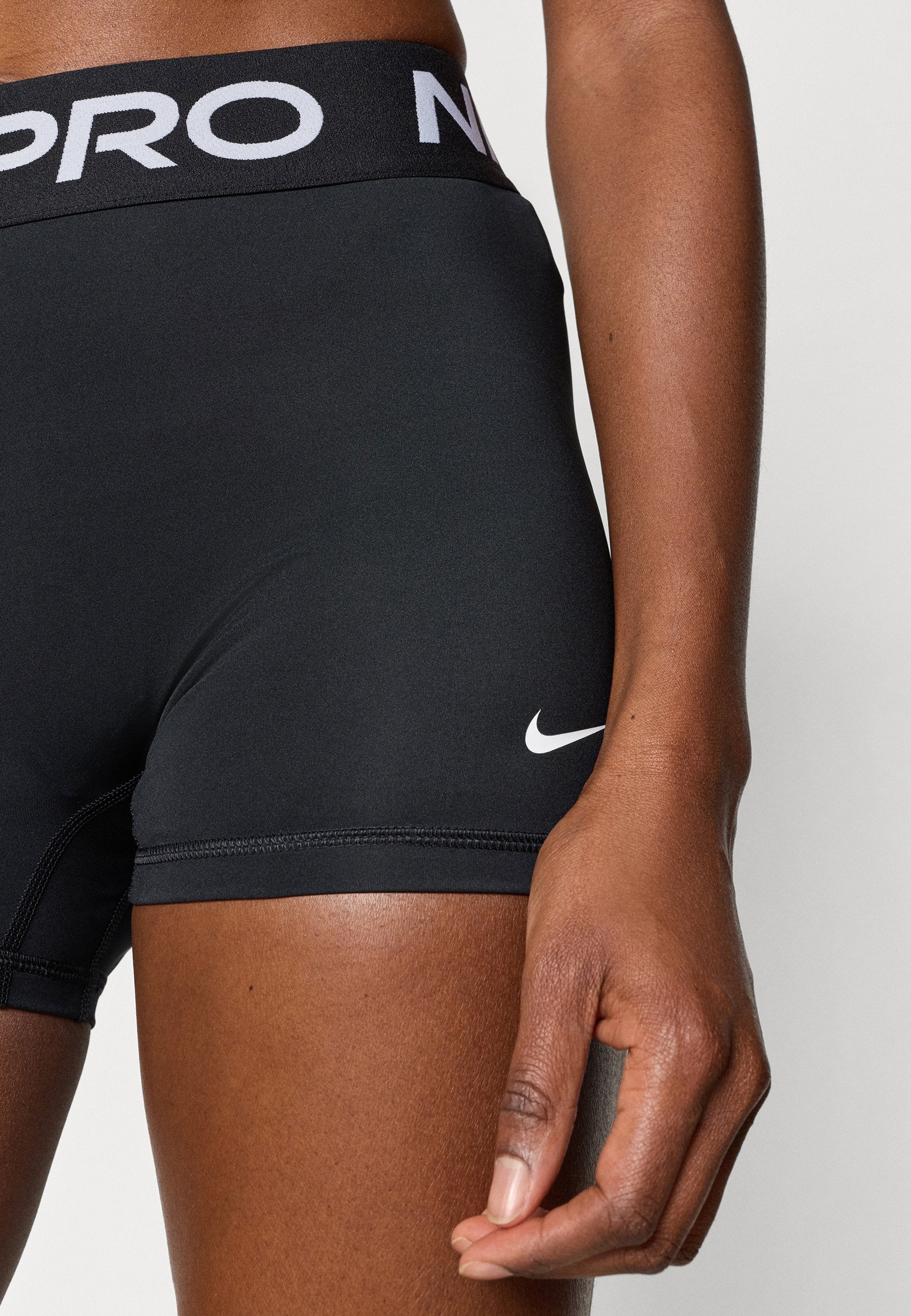 365 SHORT  - Leggings - black/white