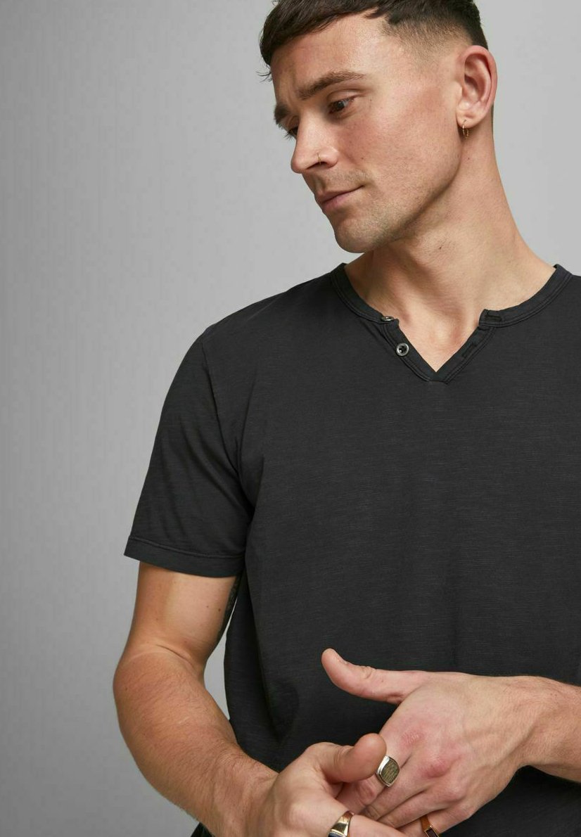 ESPLIT NECK   - Basic T-shirt - black
