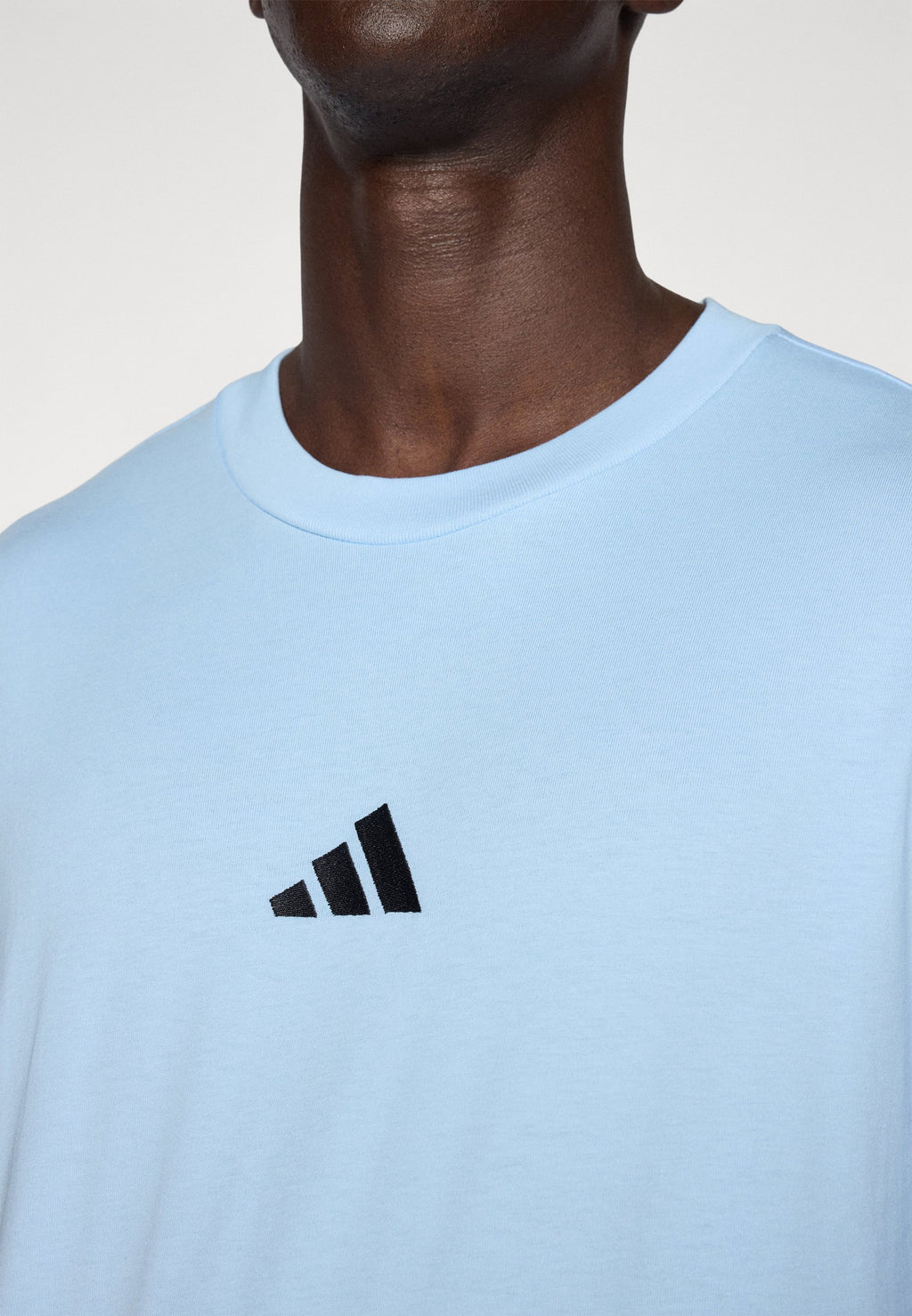 Basic T-shirt - glow blue/black
