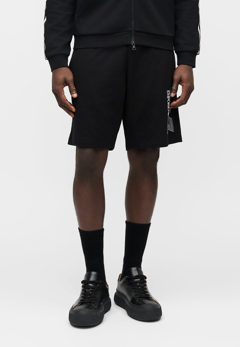 TRAIN VISIBILITY COFT
 - Shorts - black