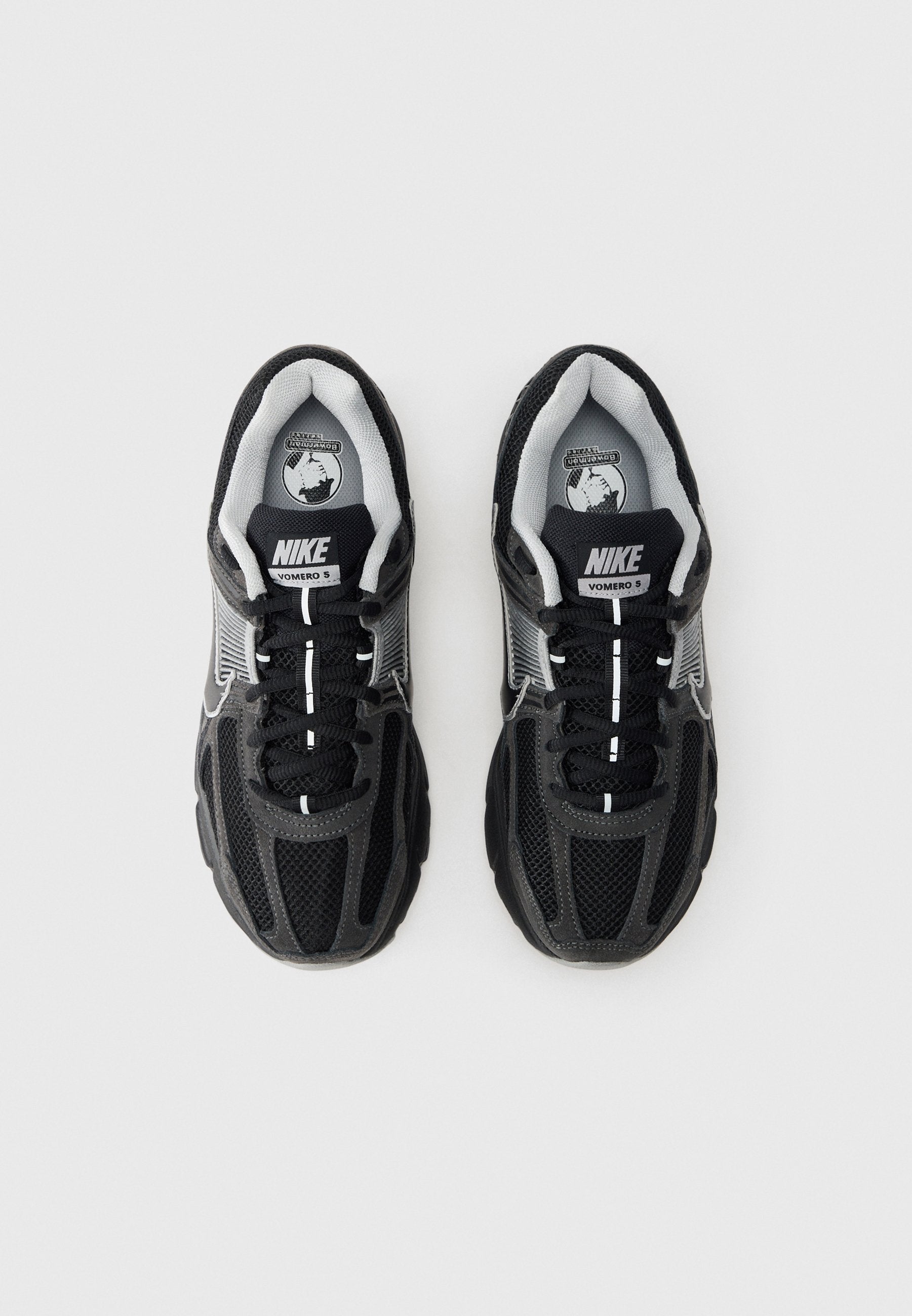 ZOOM VOMERO - Trainers - anthracite/black/chrome/silver-coloured