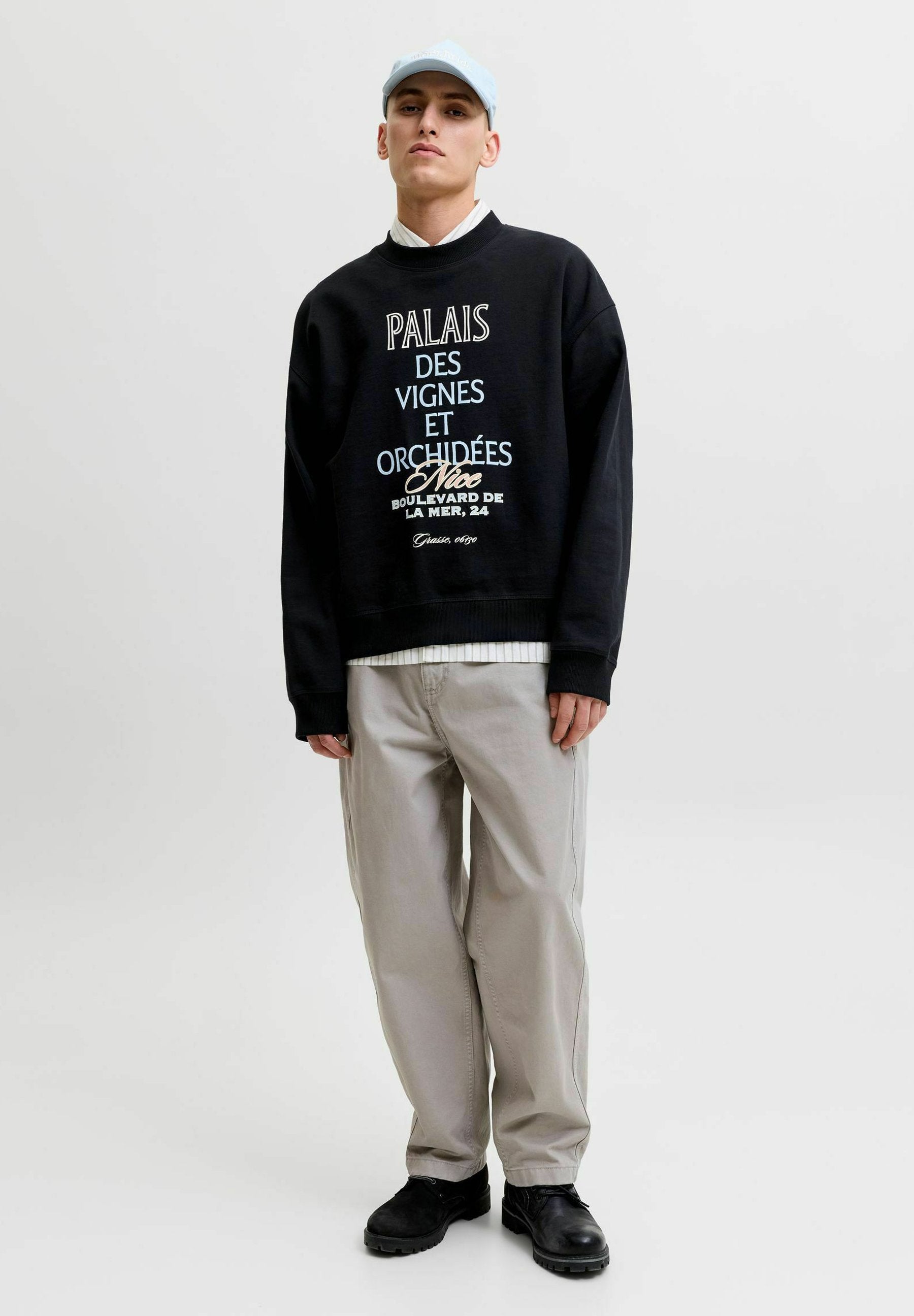 Sweatshirt - black