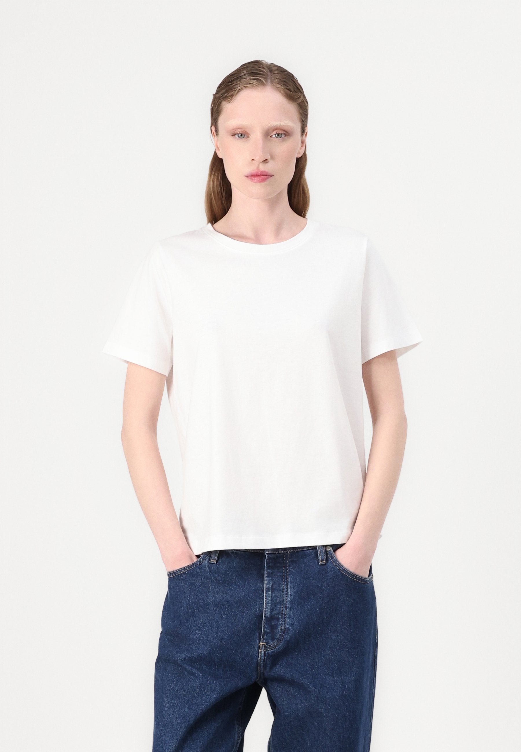 SMOOTH CREW NECK TEE - Basic T-shirt - bright white