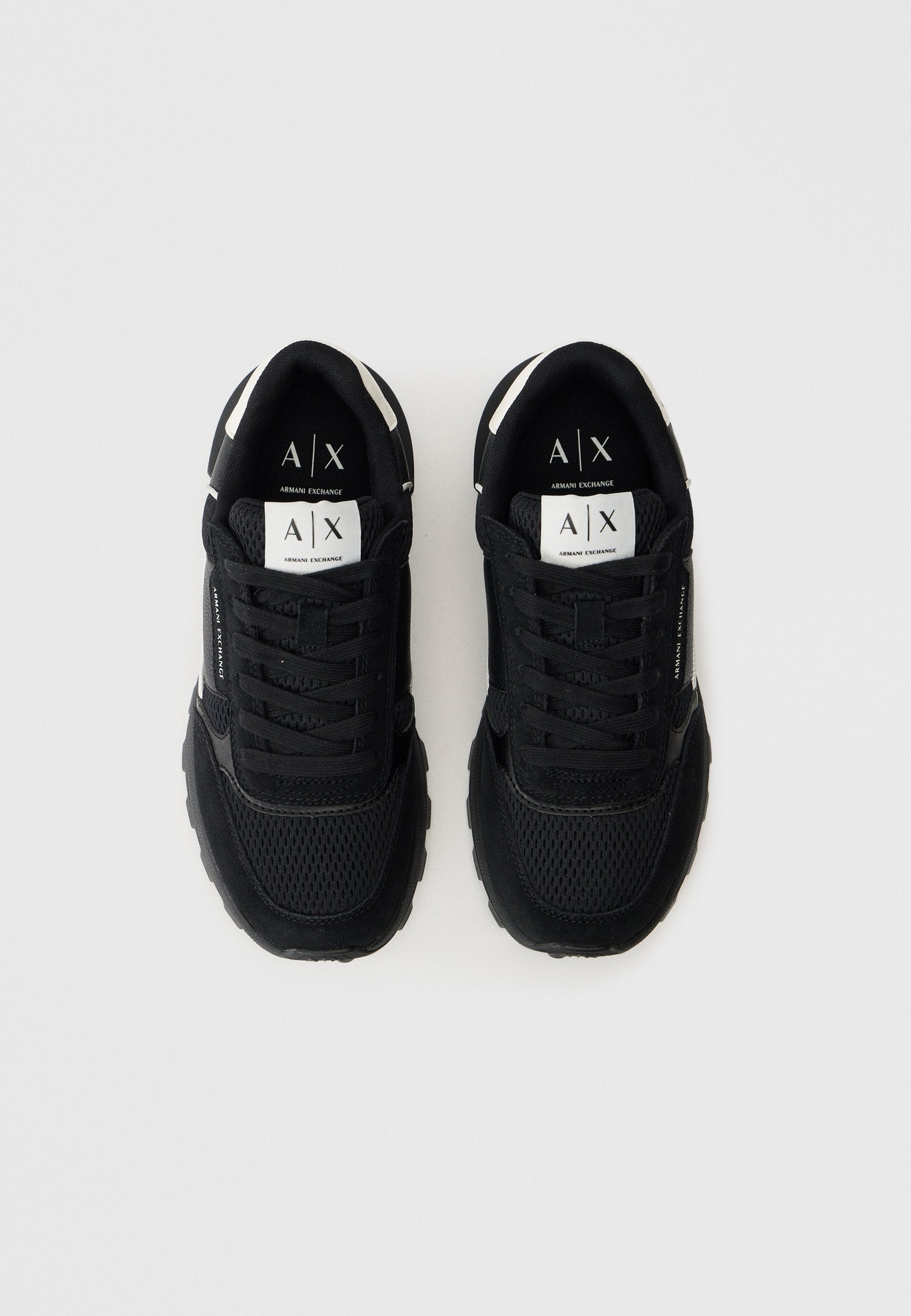 Trainers - black/off white