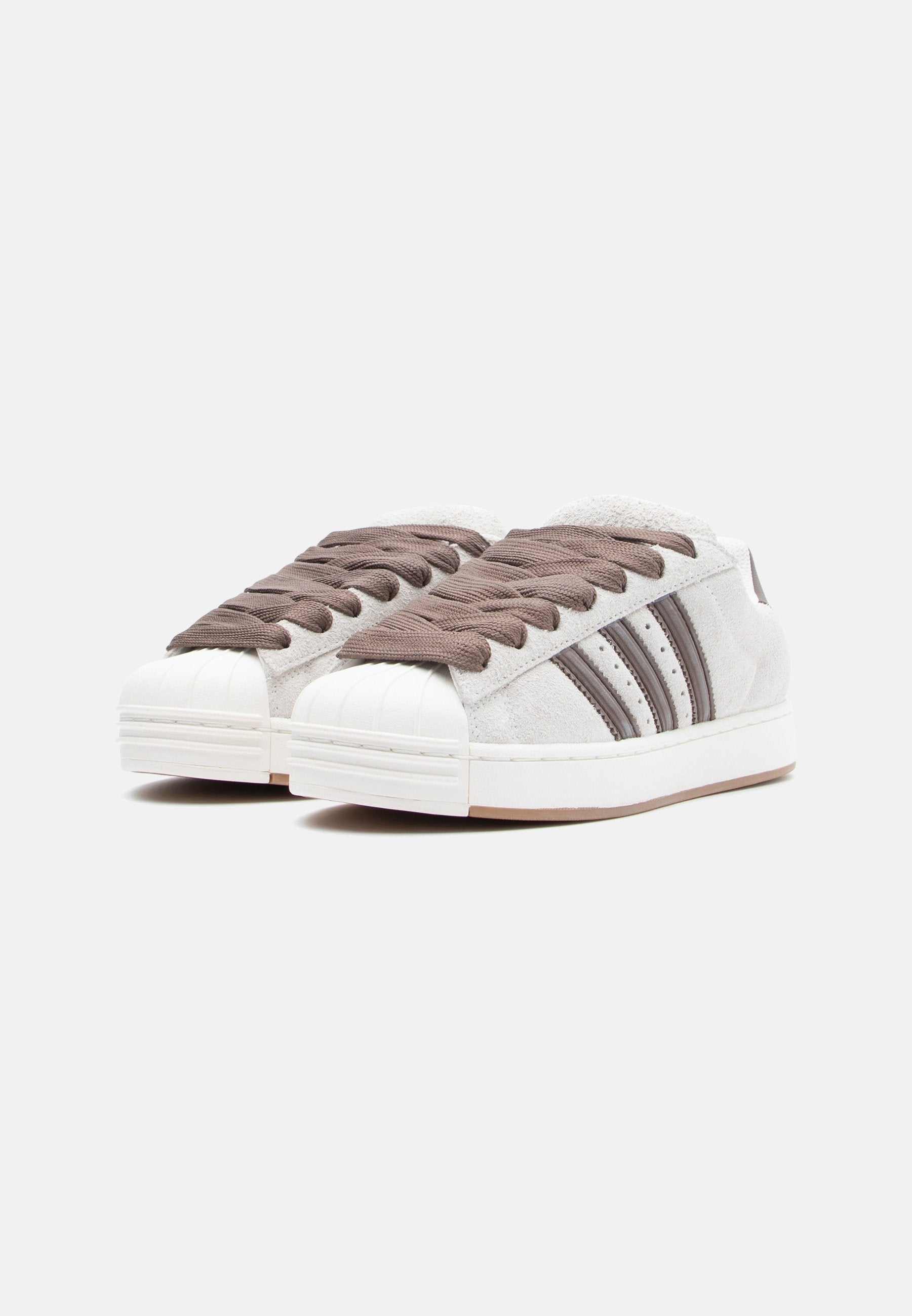 SUPERSTAR ST - Skate shoes - core white/earth strata