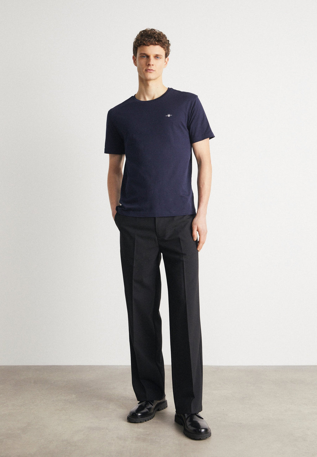 PRINTED ARCHIVE SHIELD - Basic T-shirt - evening blue