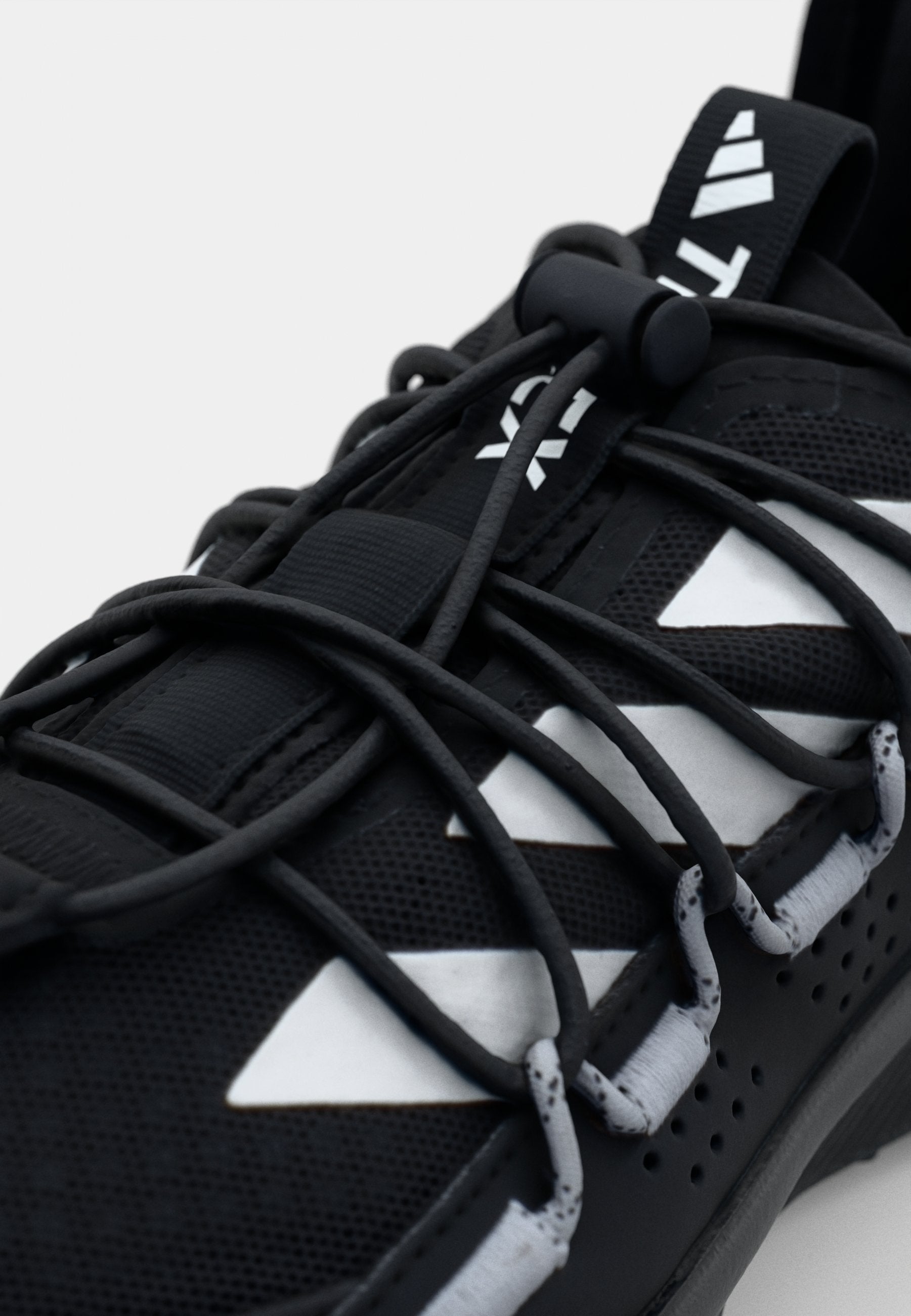 VOYAGER 21 TRAVEL - Hiking shoes - core black chalk white grey two