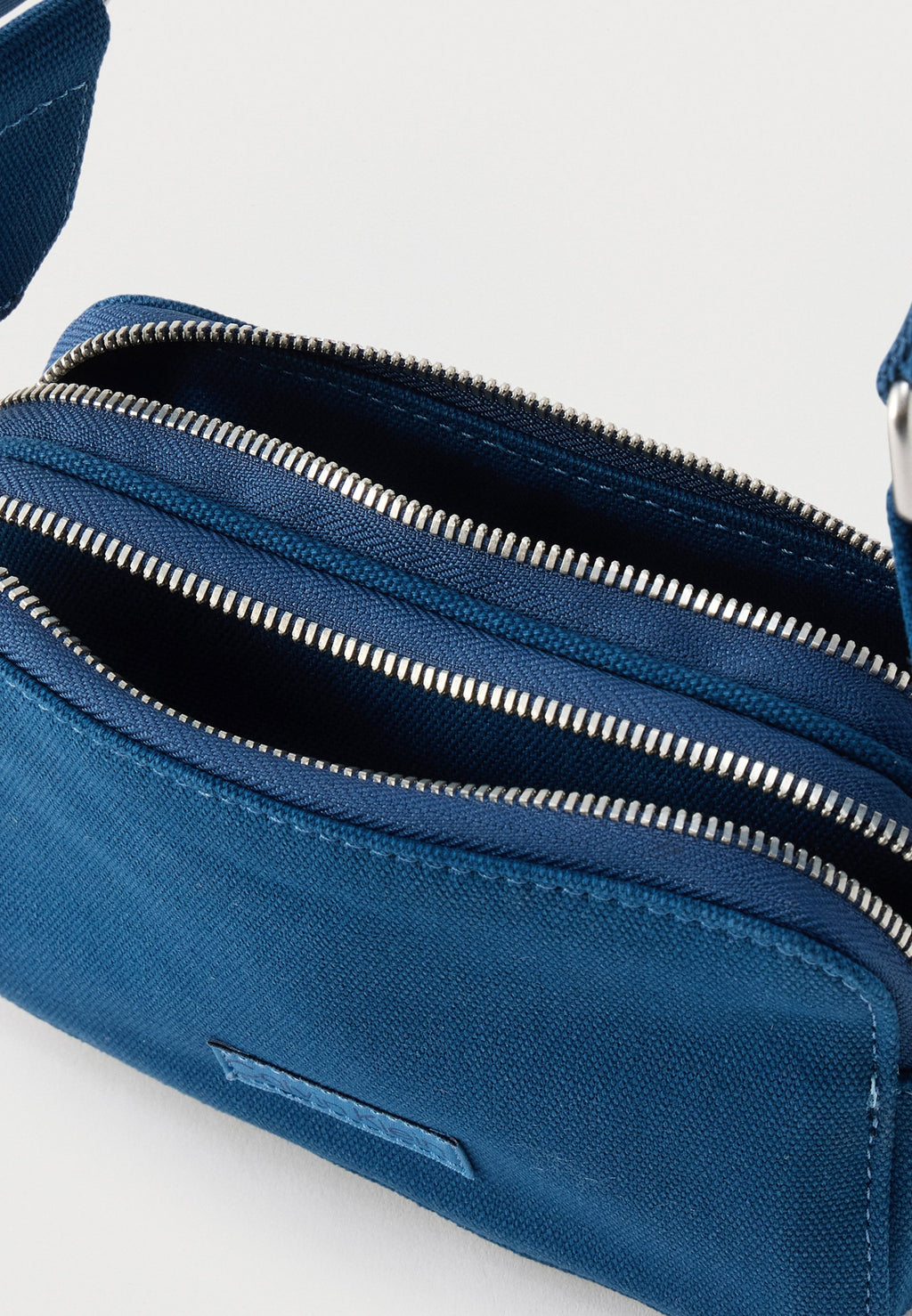 WEBBING STRAP CAMERA BAG - Camera bag - ensign blue