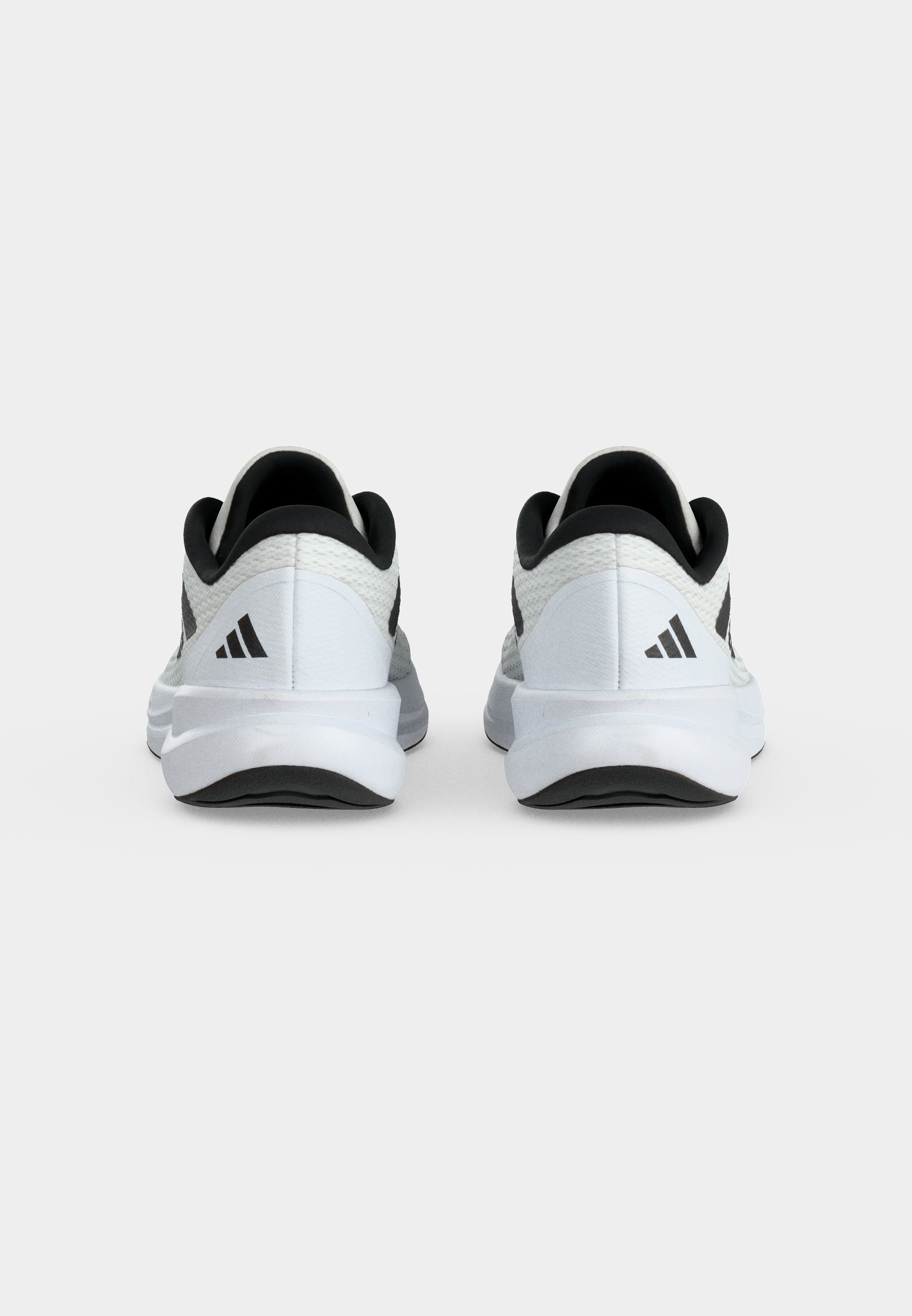 RUNFALCON 6 UNISEX - Road running shoes - footwear white/core black
