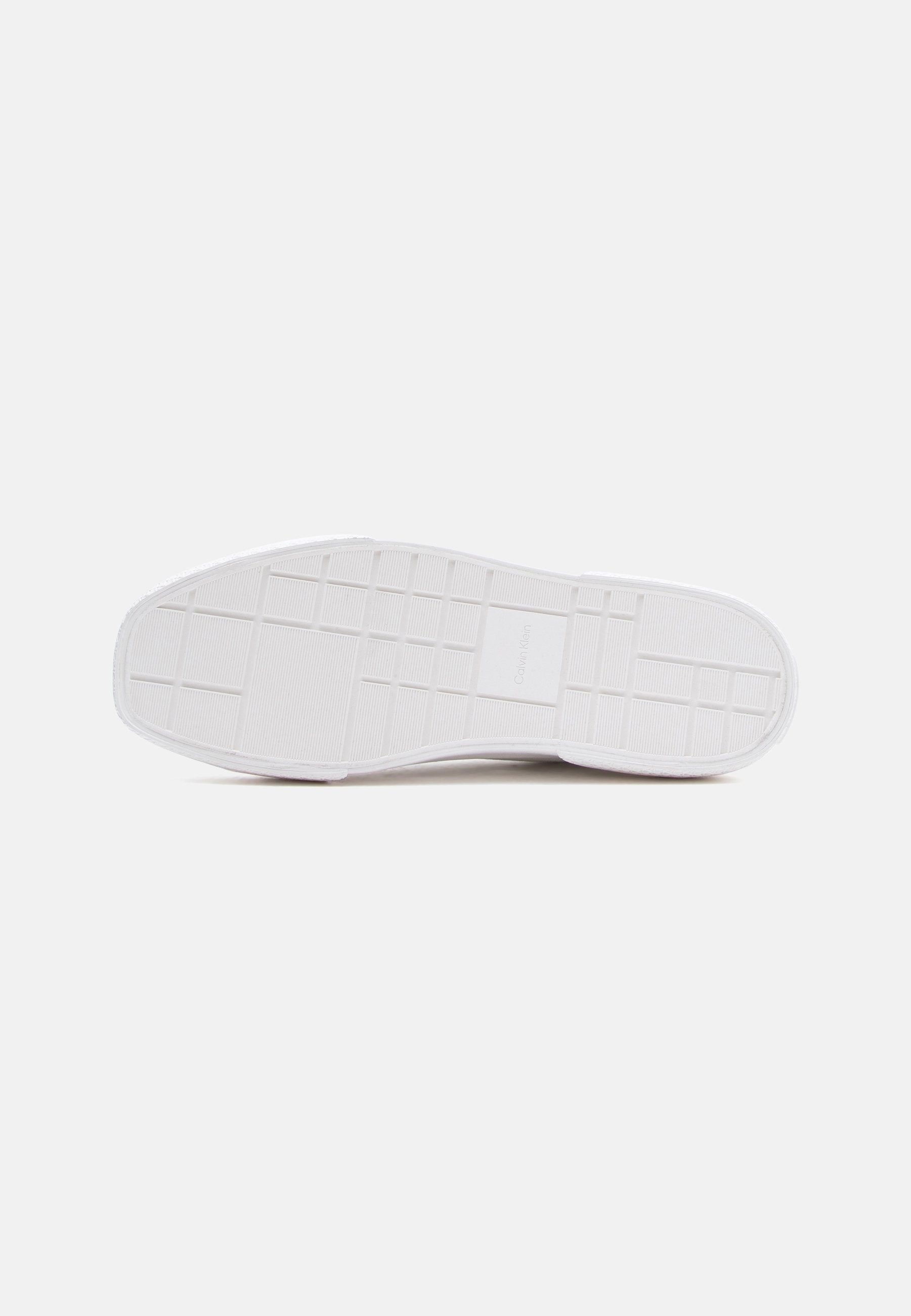 Trainers - bright white