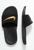 KAWA SLIDE UNISEX - Claquettes de piscine - noir/or métallisé