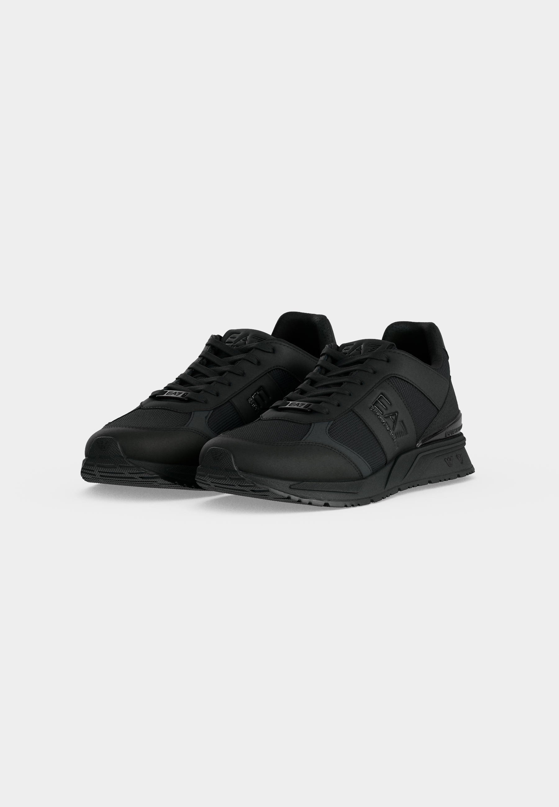 EVO - Trainers - triple black
